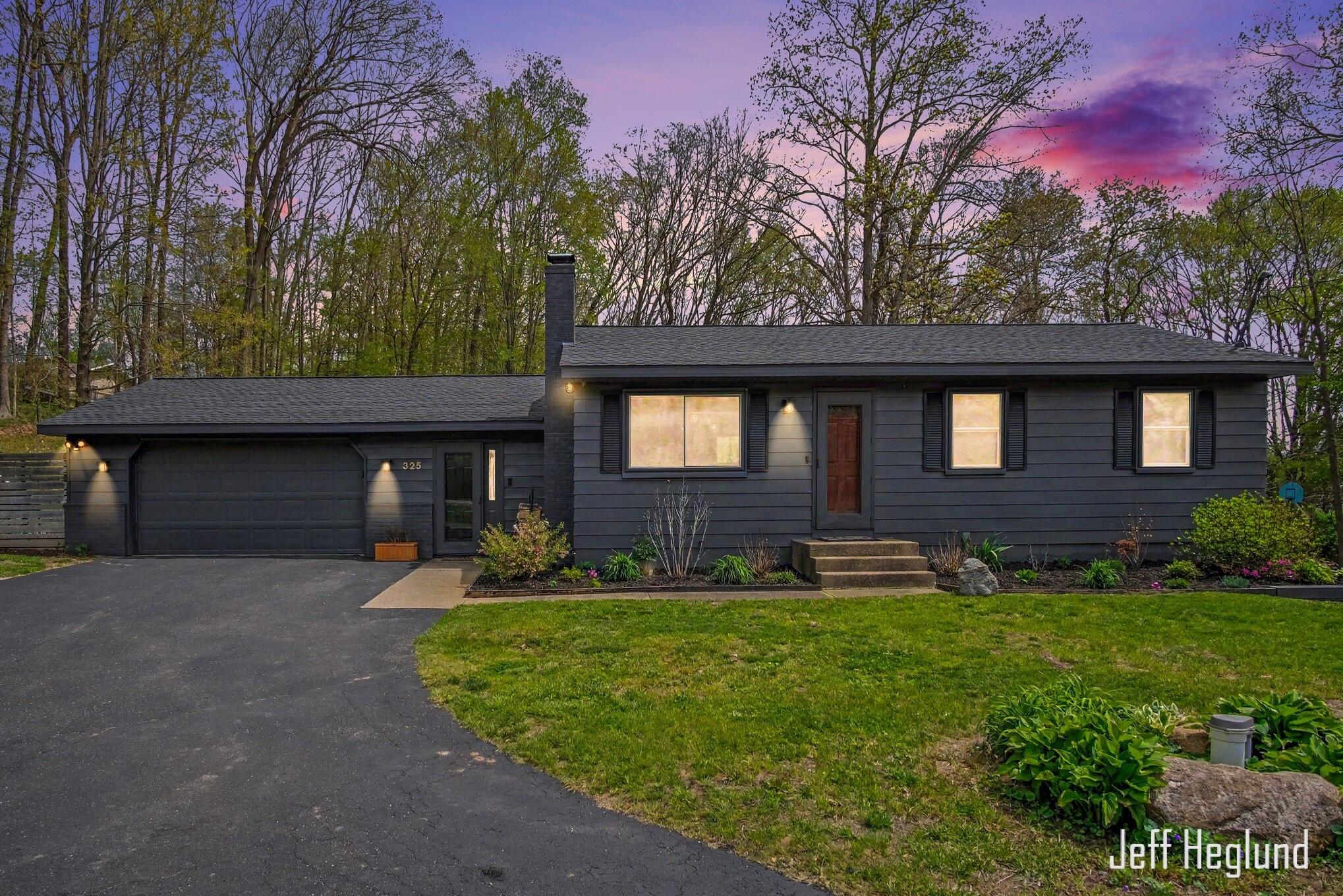 325 Alden Nash Avenue SE