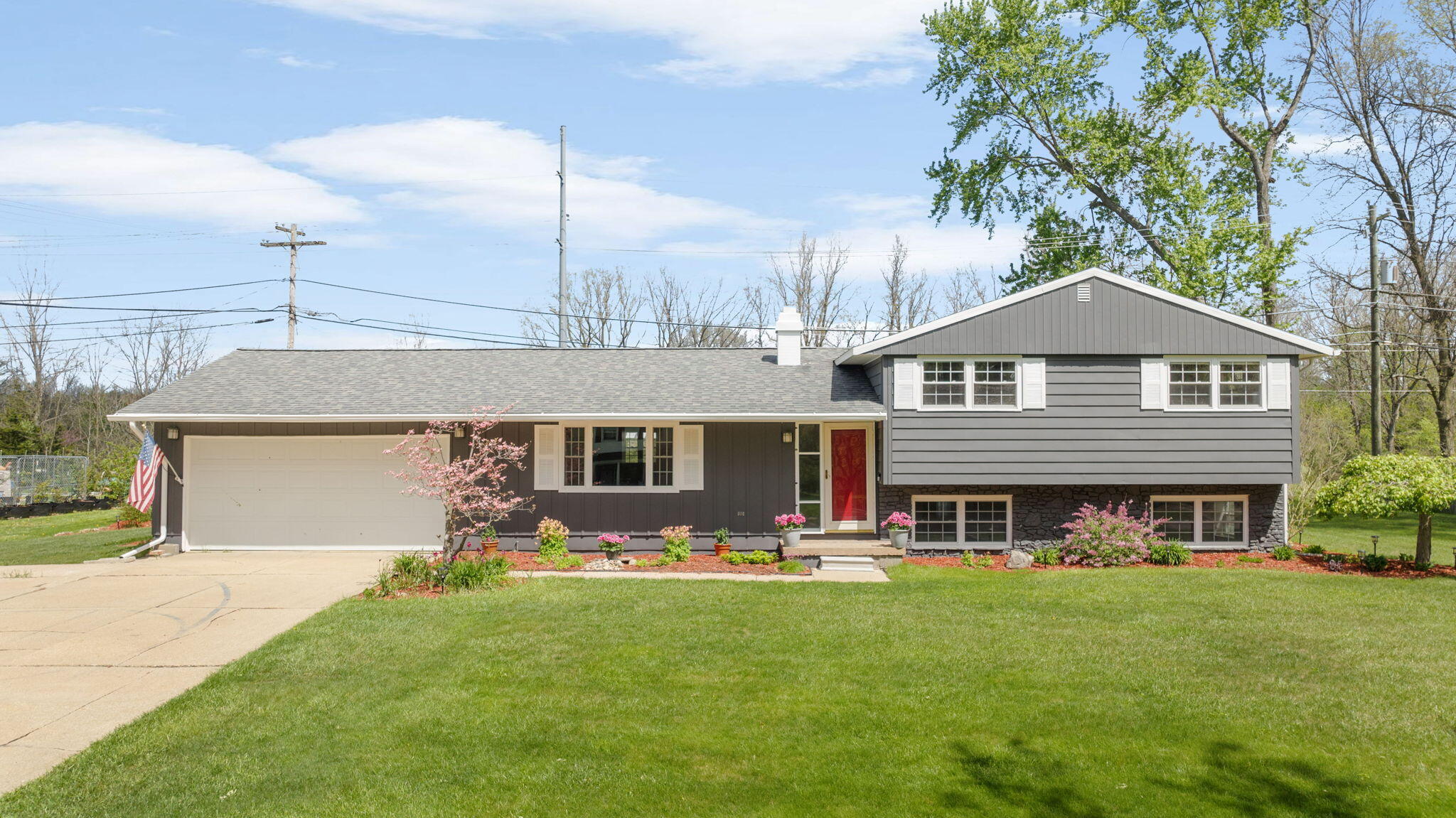 1409 Sioux Trail