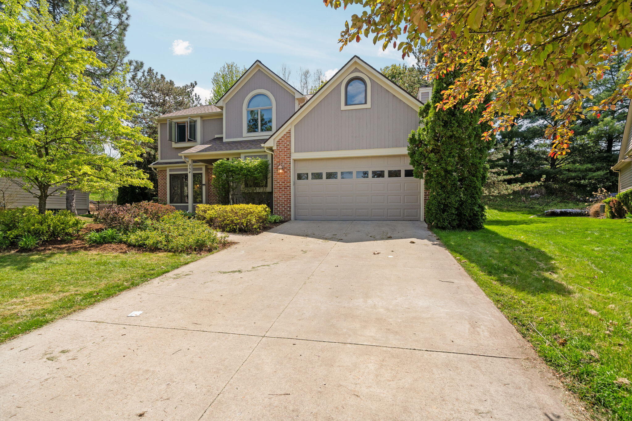 254 Hunters Trail
