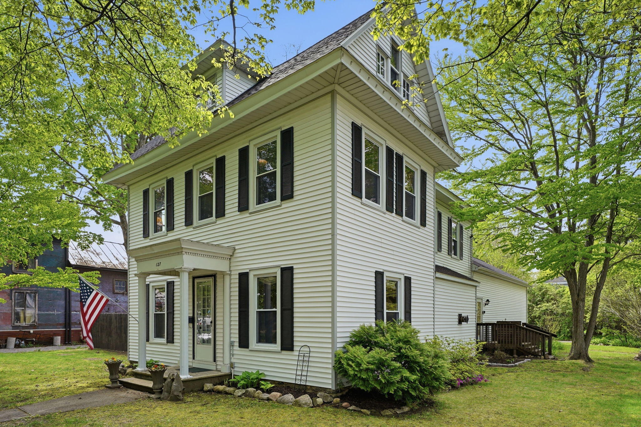 127 W Bridge Street