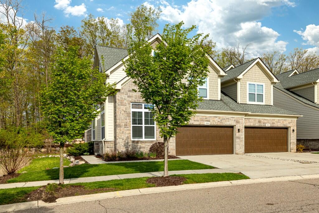 3000 N Spurway Drive