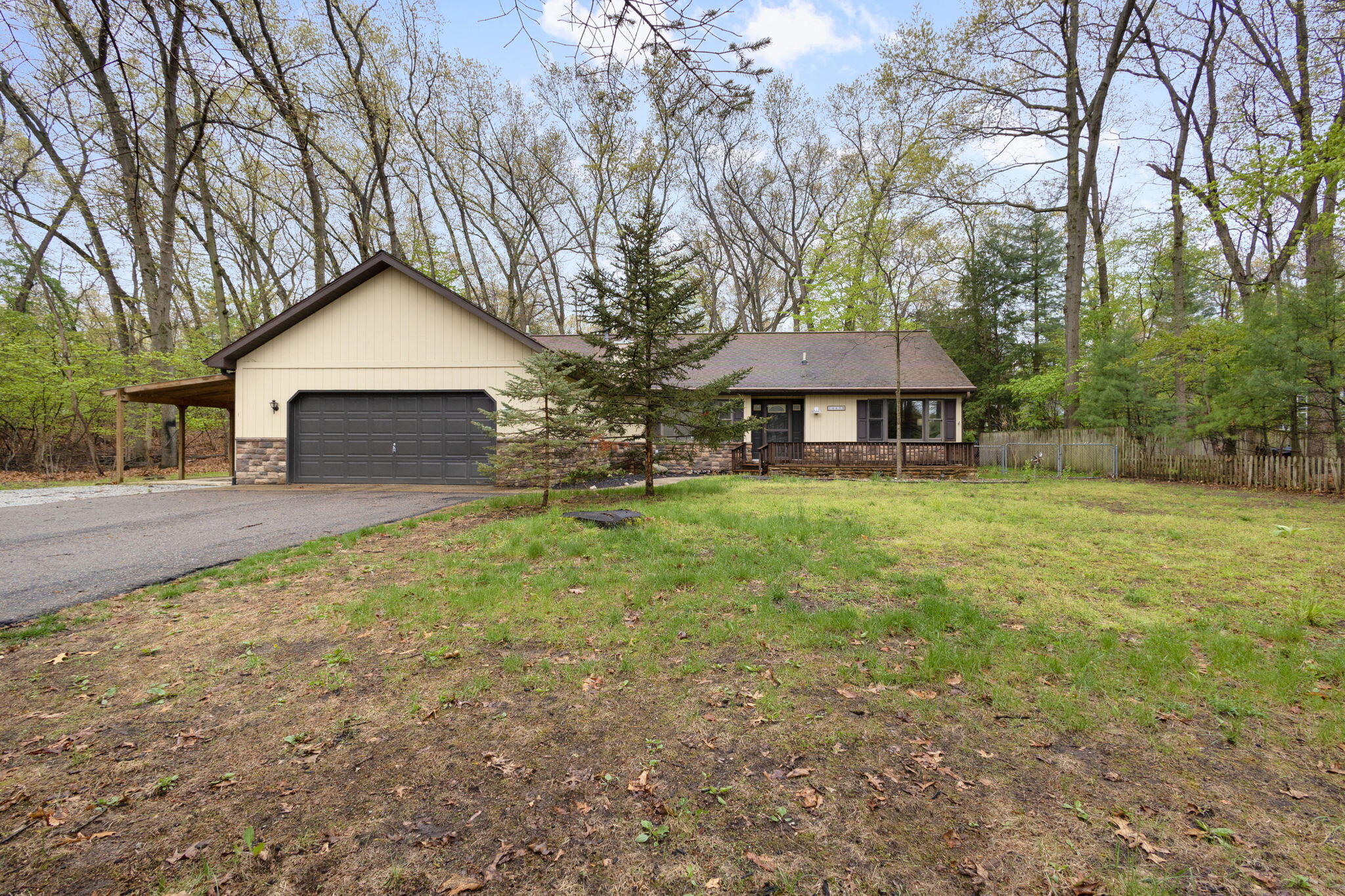 14458 Wolf Lane