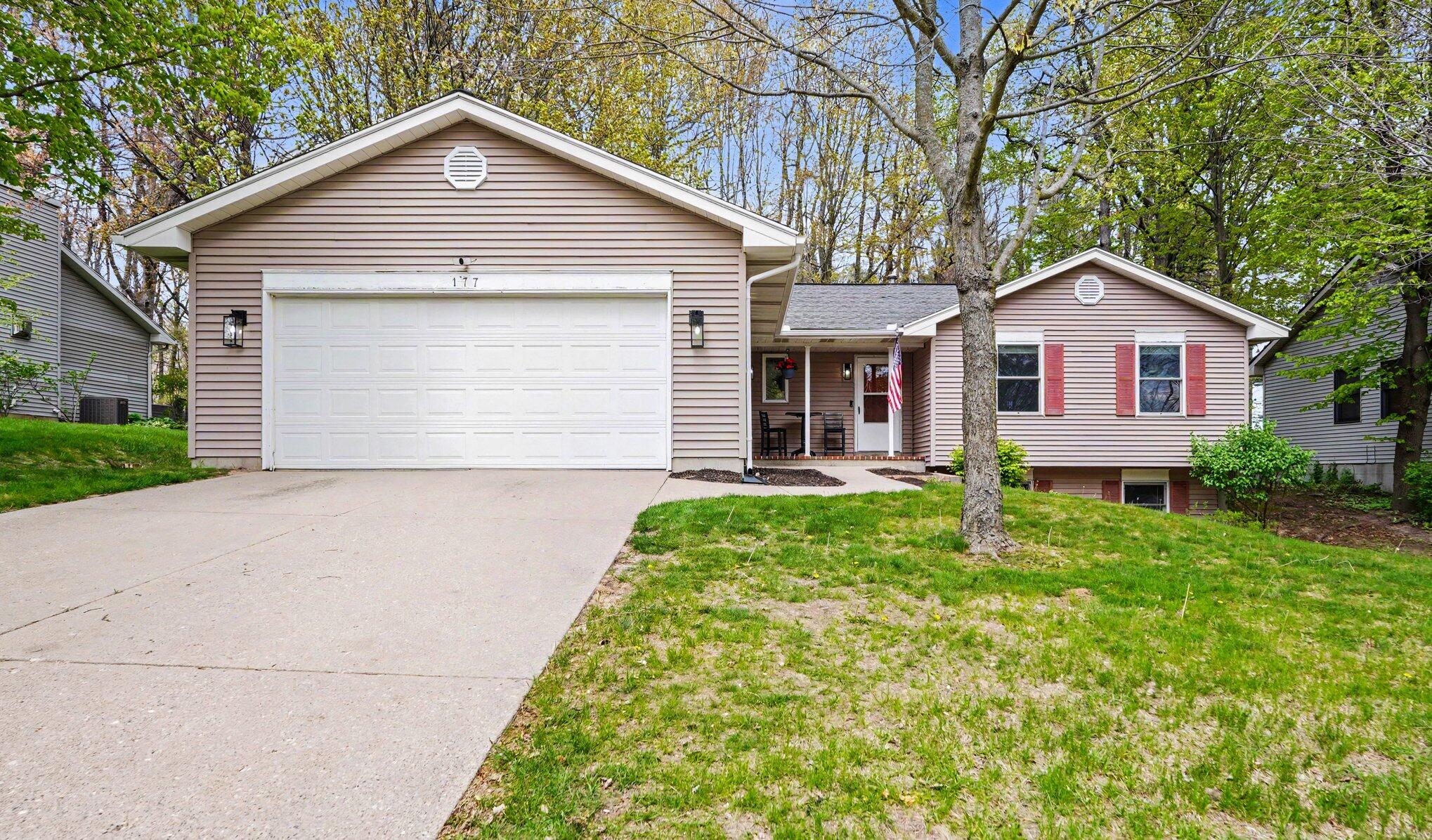 177 Glen Eagle Drive NE