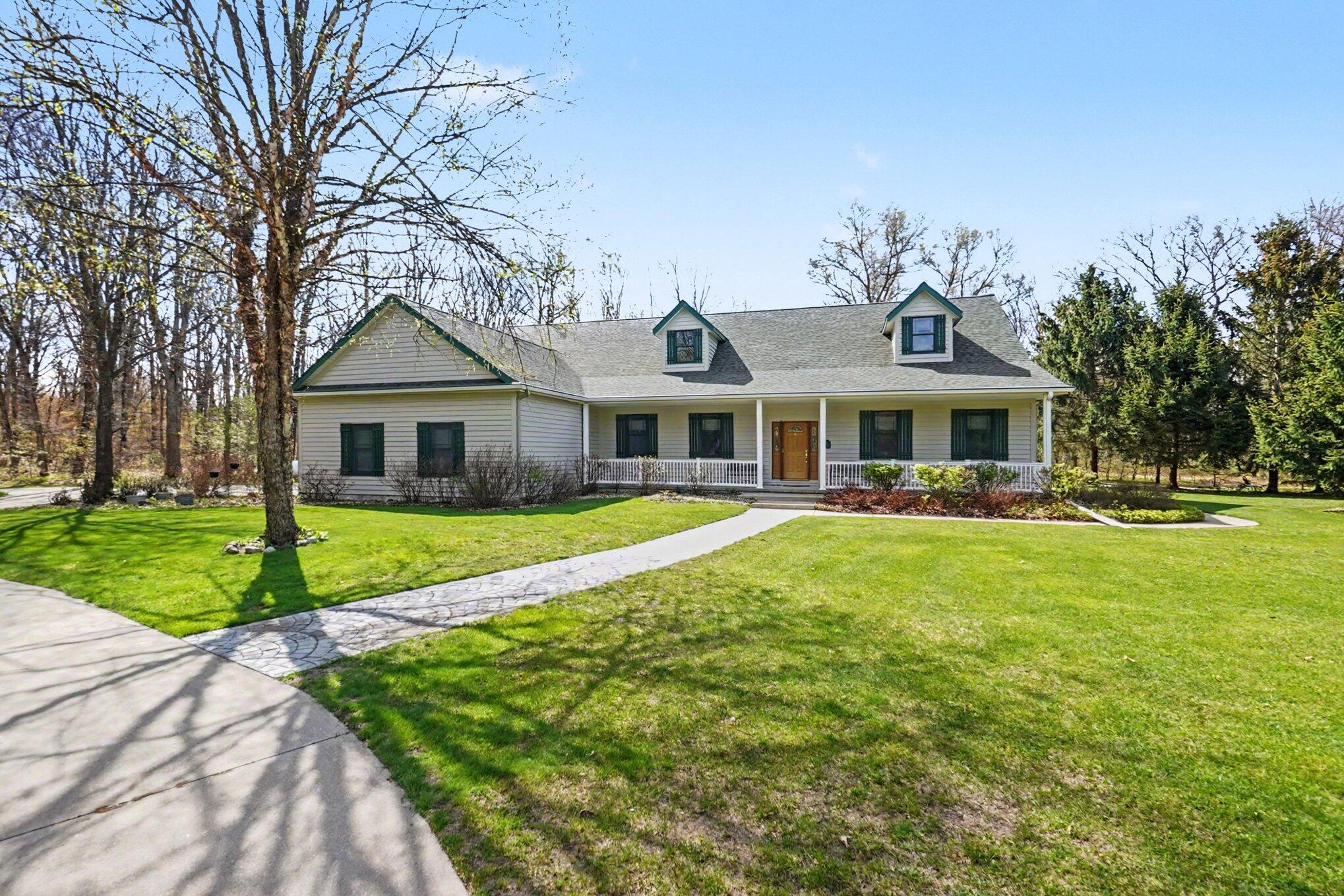 1290 W Echo Drive