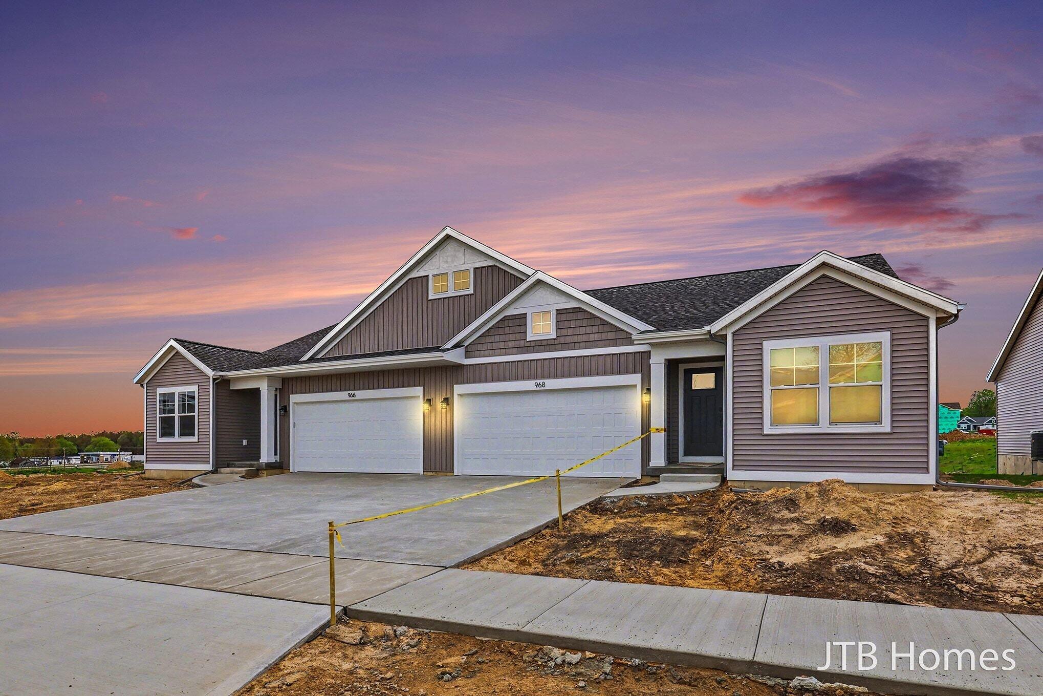 968 Scioto Drive NW Unit: 5