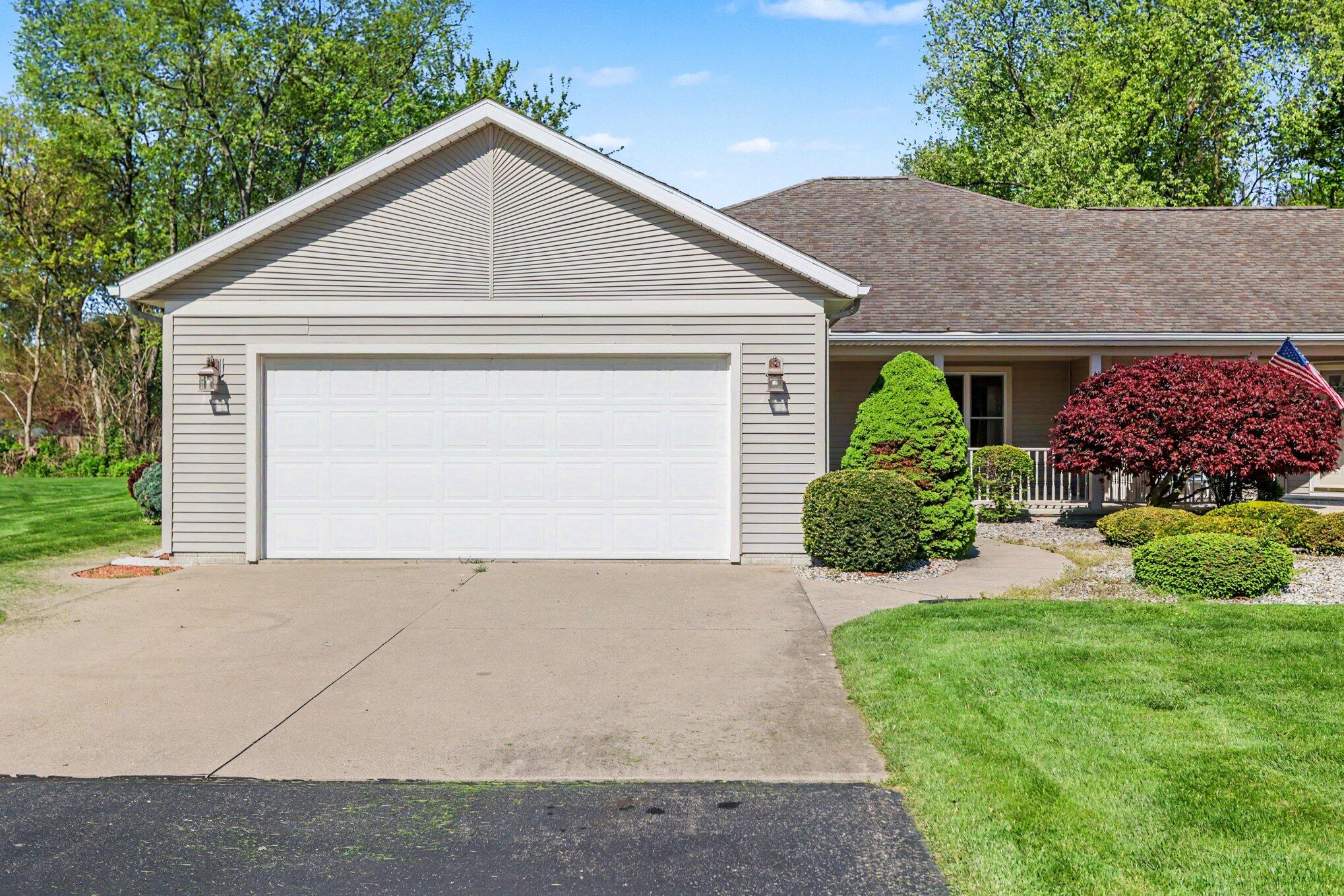 81 Oakwood Drive
