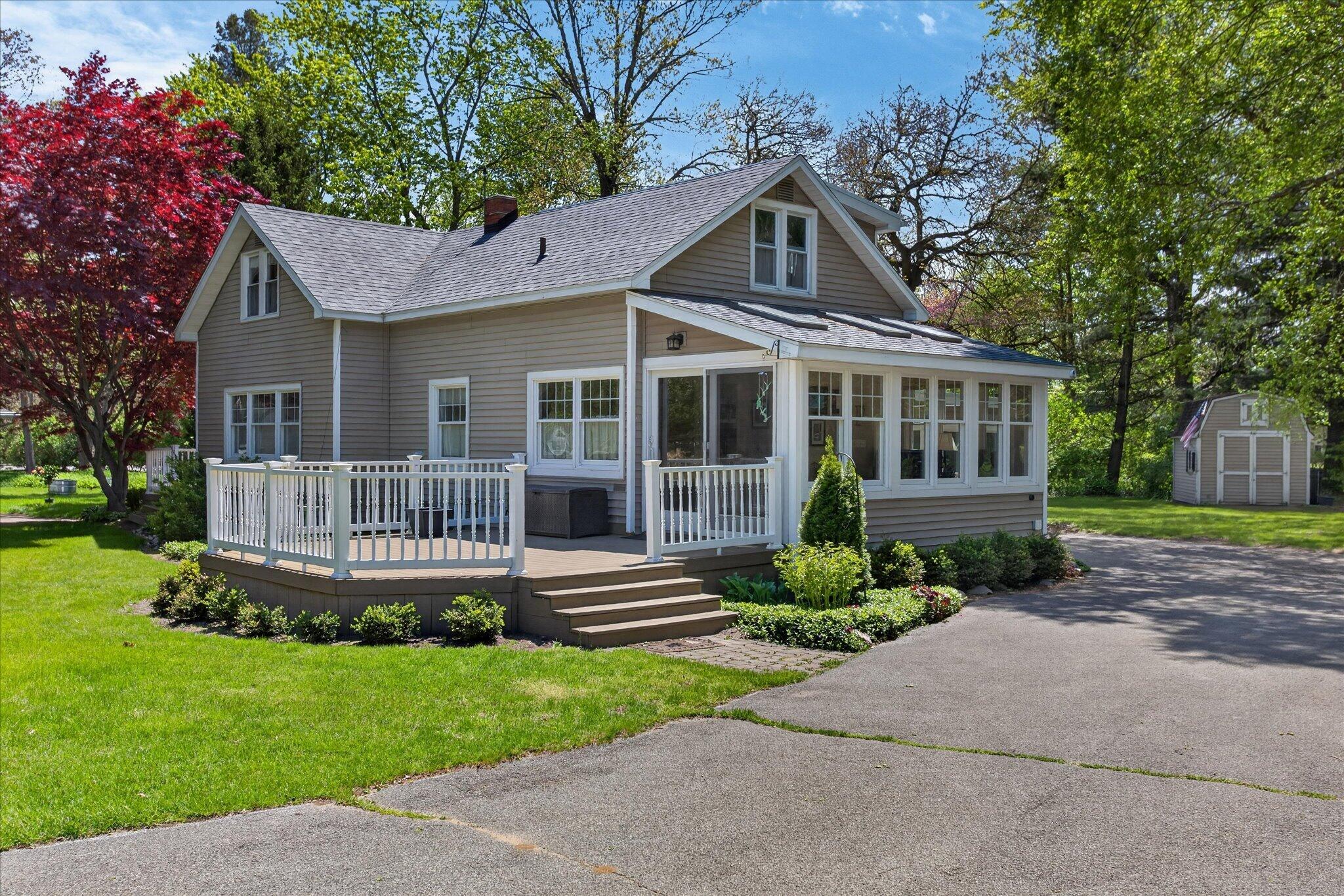 3130 S Lakeshore Drive