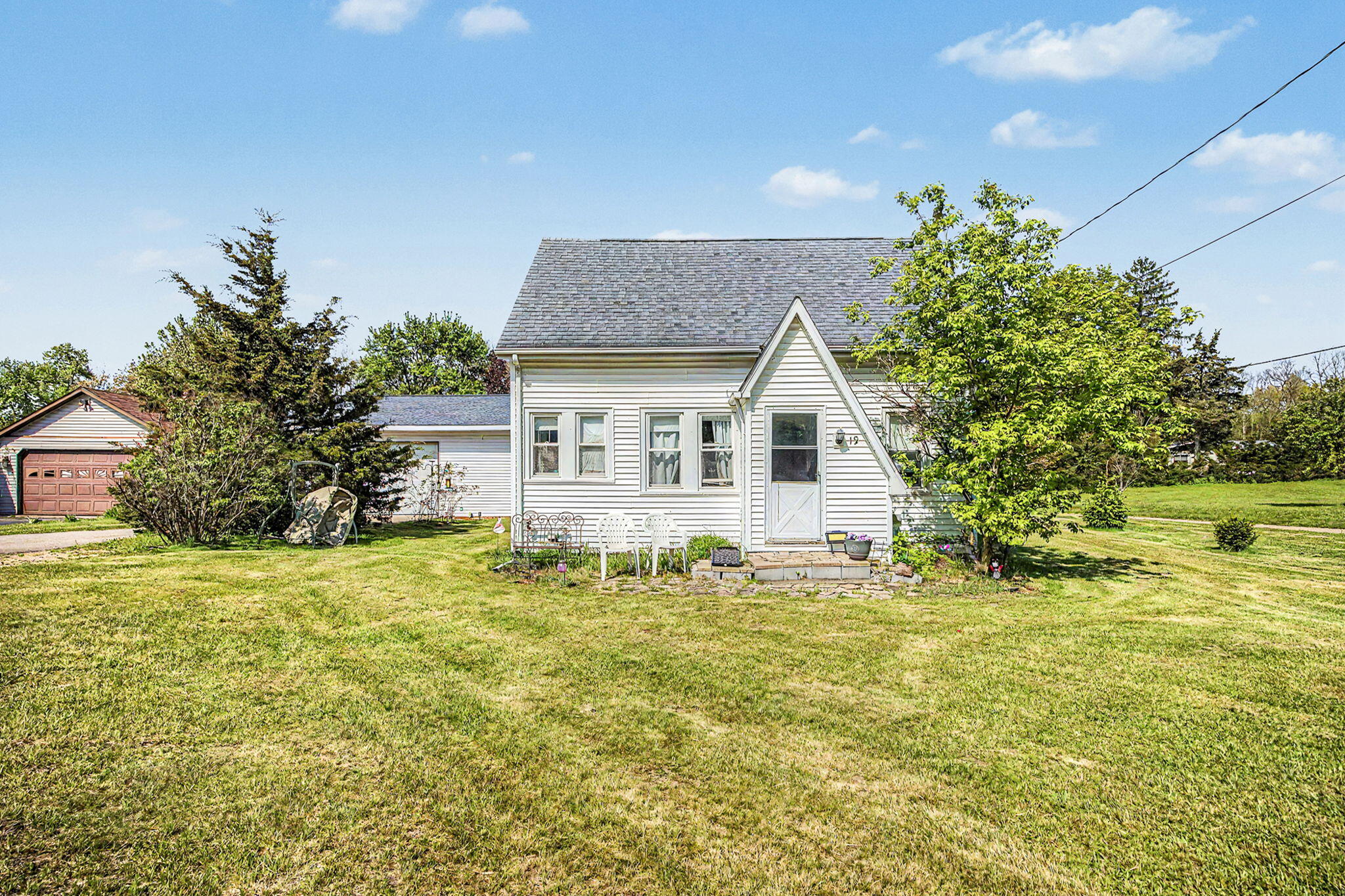 19 Evanston Avenue
