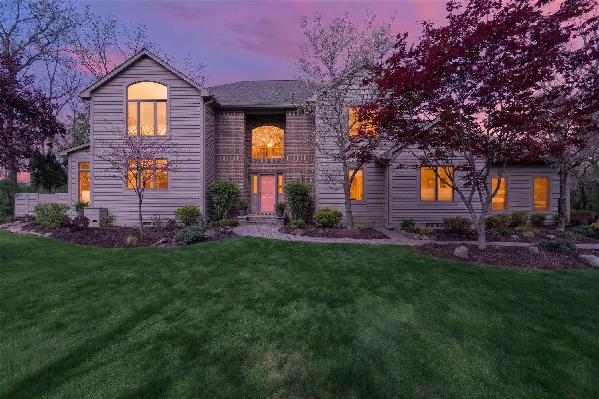 2525 Hickory Road