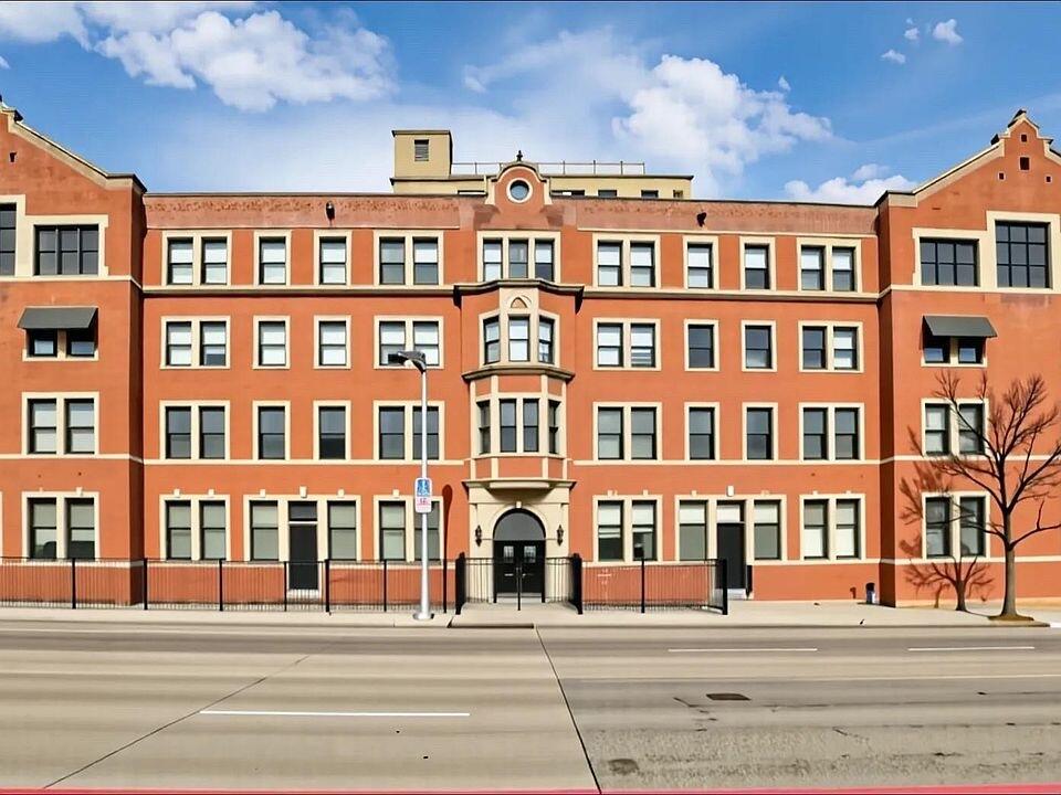 6533 E Jefferson Avenue Unit: LL06