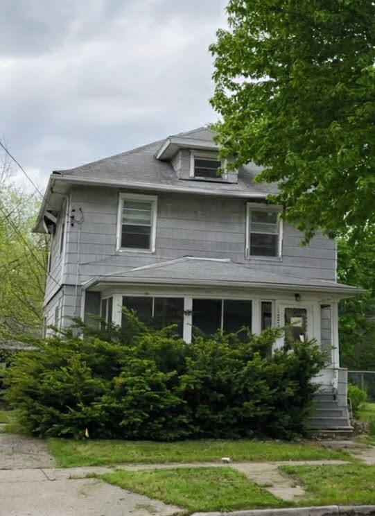 1232 Maple Avenue
