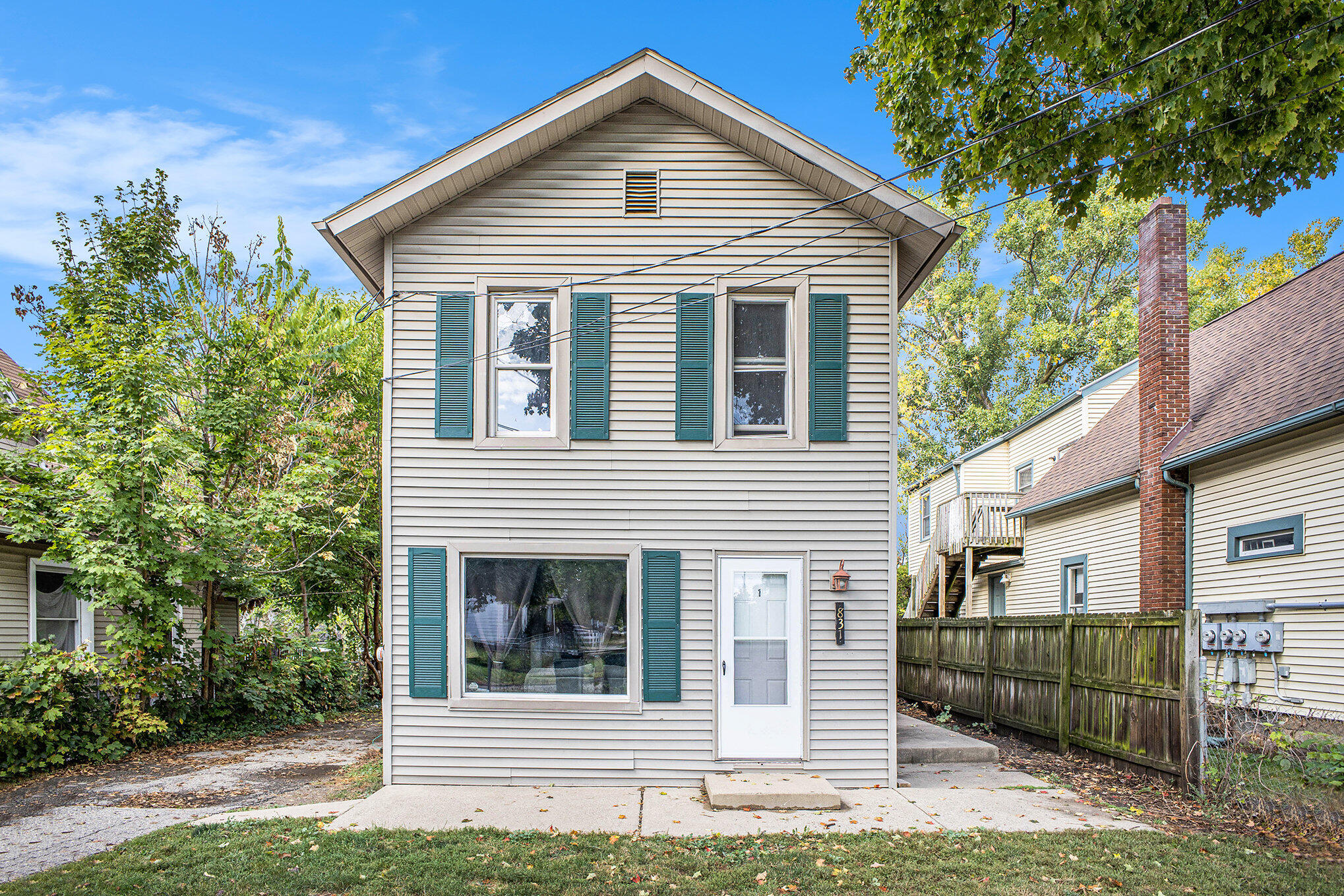 831 Vine Street