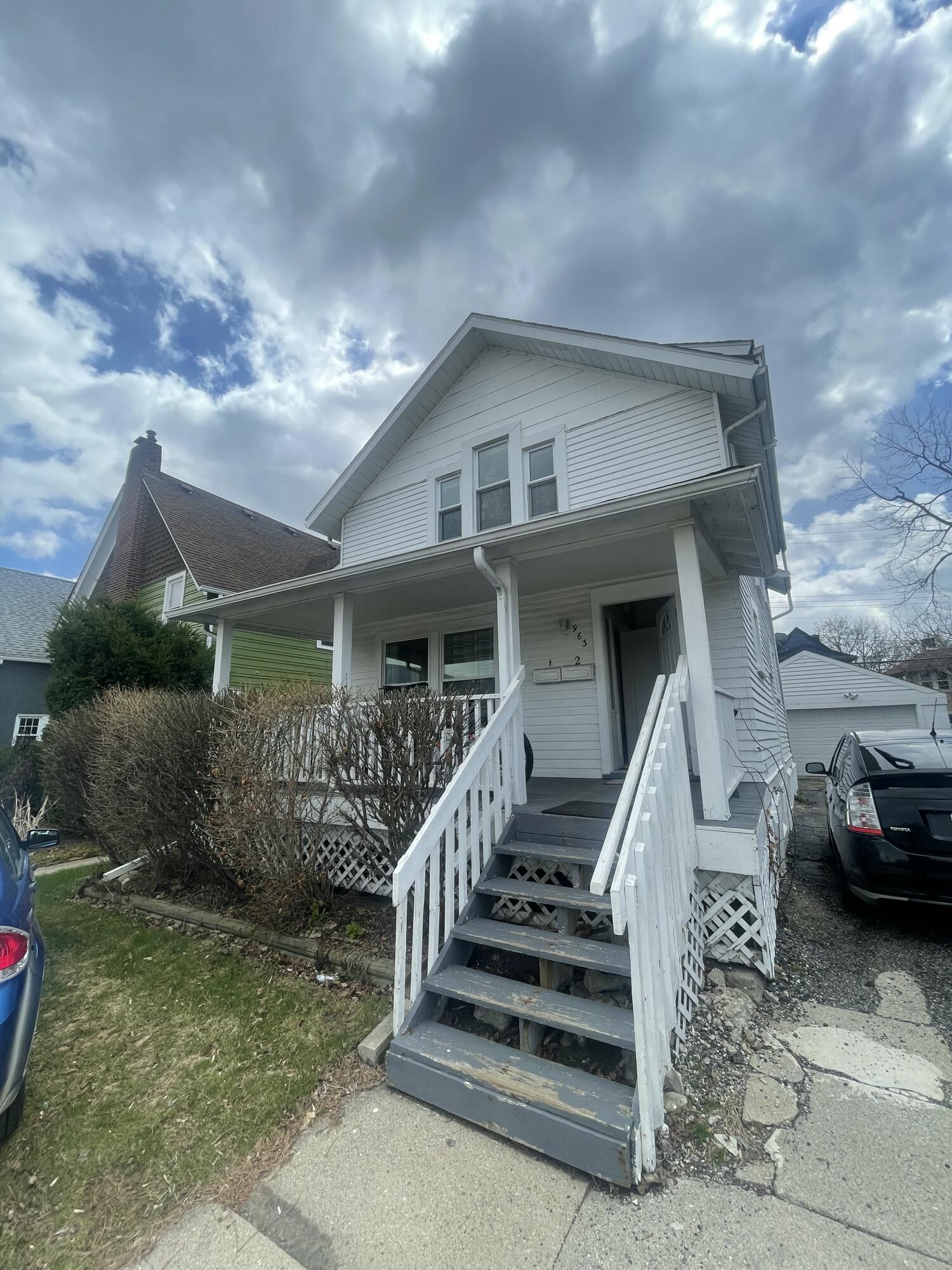 963 Washtenaw Avenue