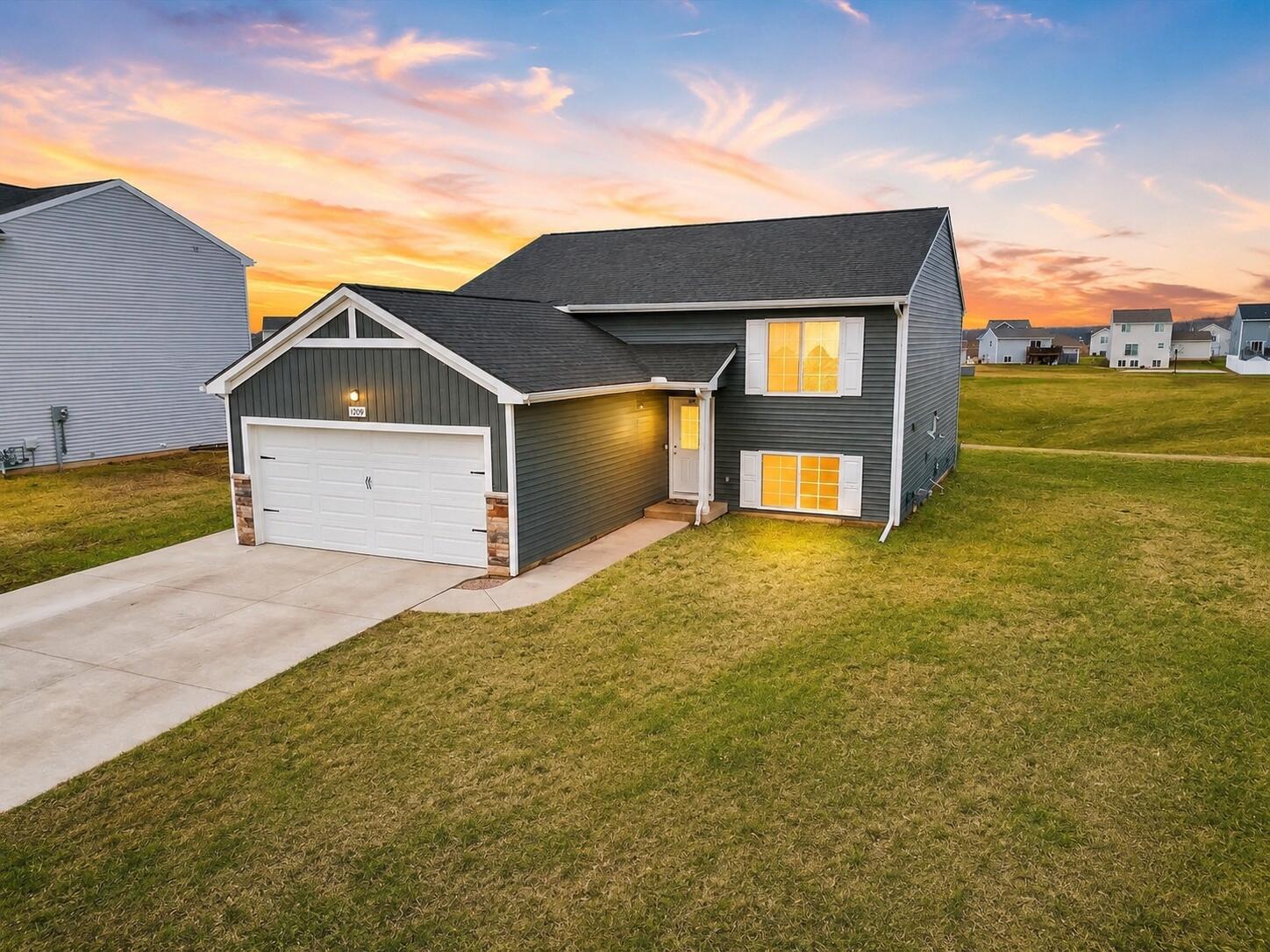 1700 Harper Grove Lane