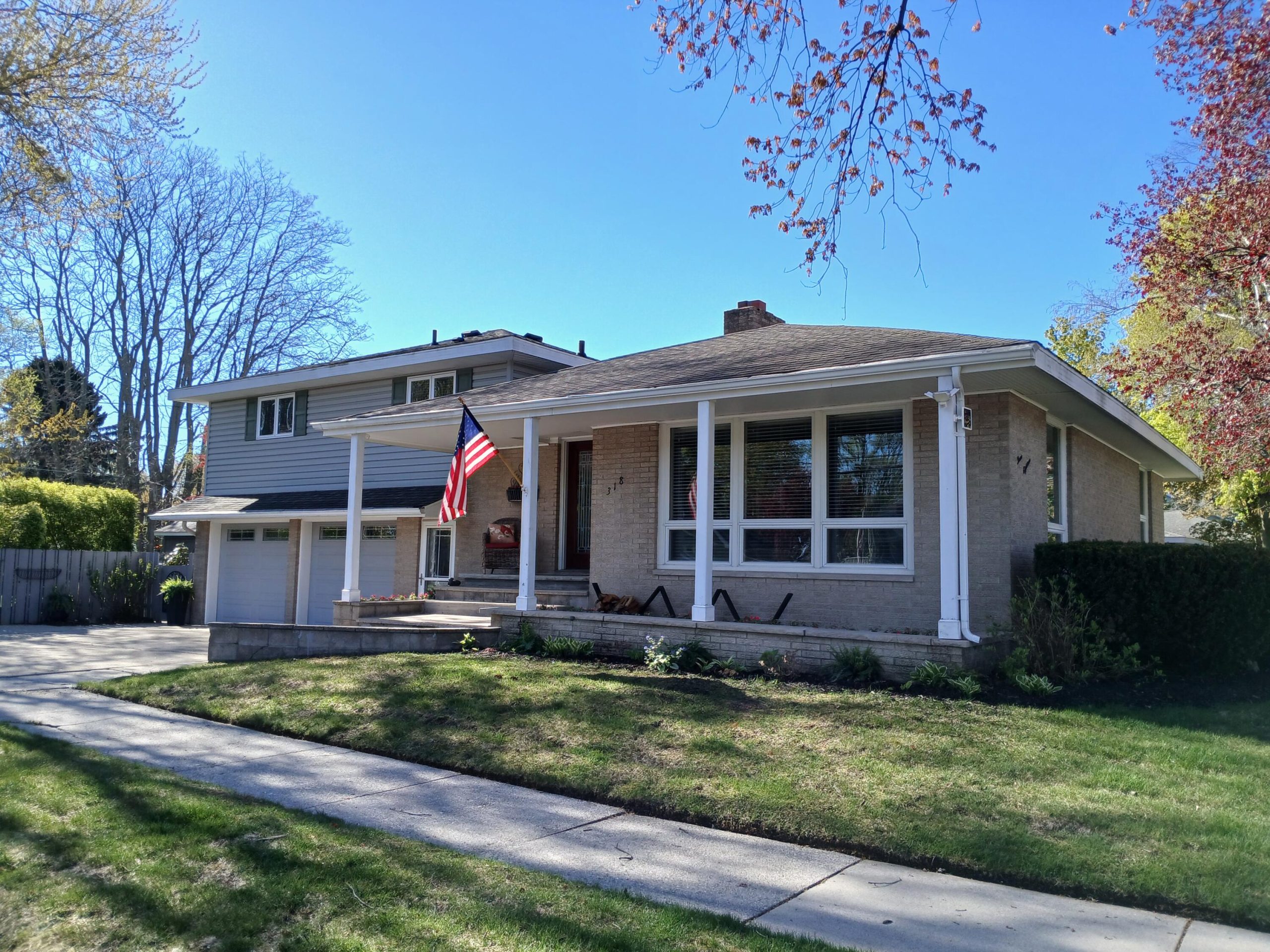 318 N Emily Street