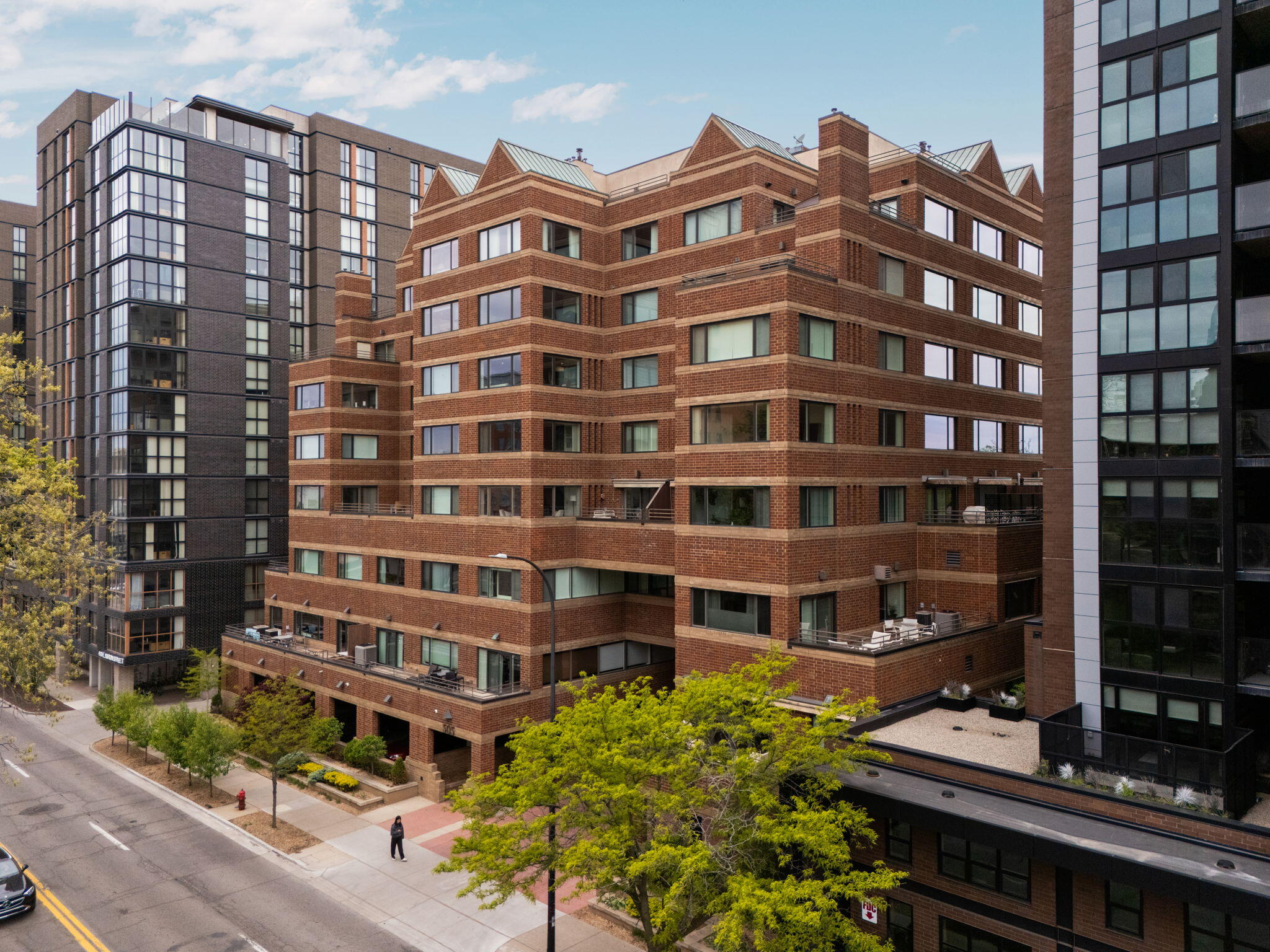 505 E Huron Street Unit: 508