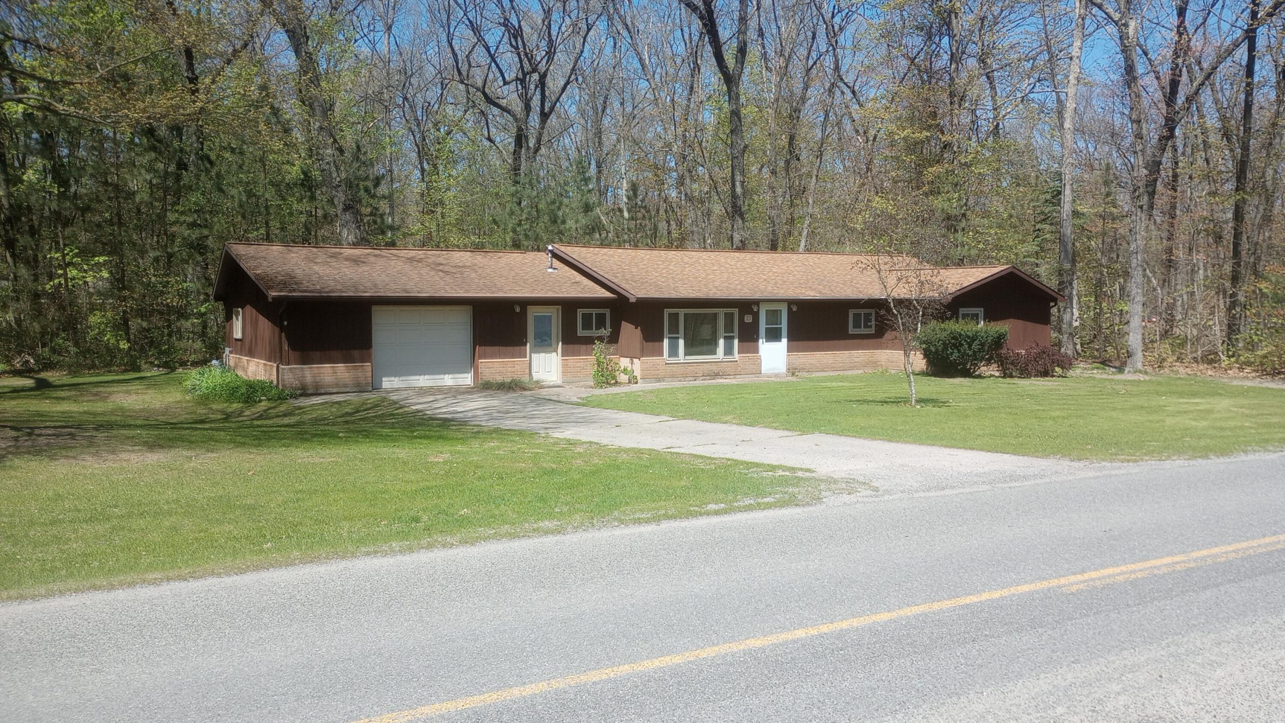 27 N Campbell Road