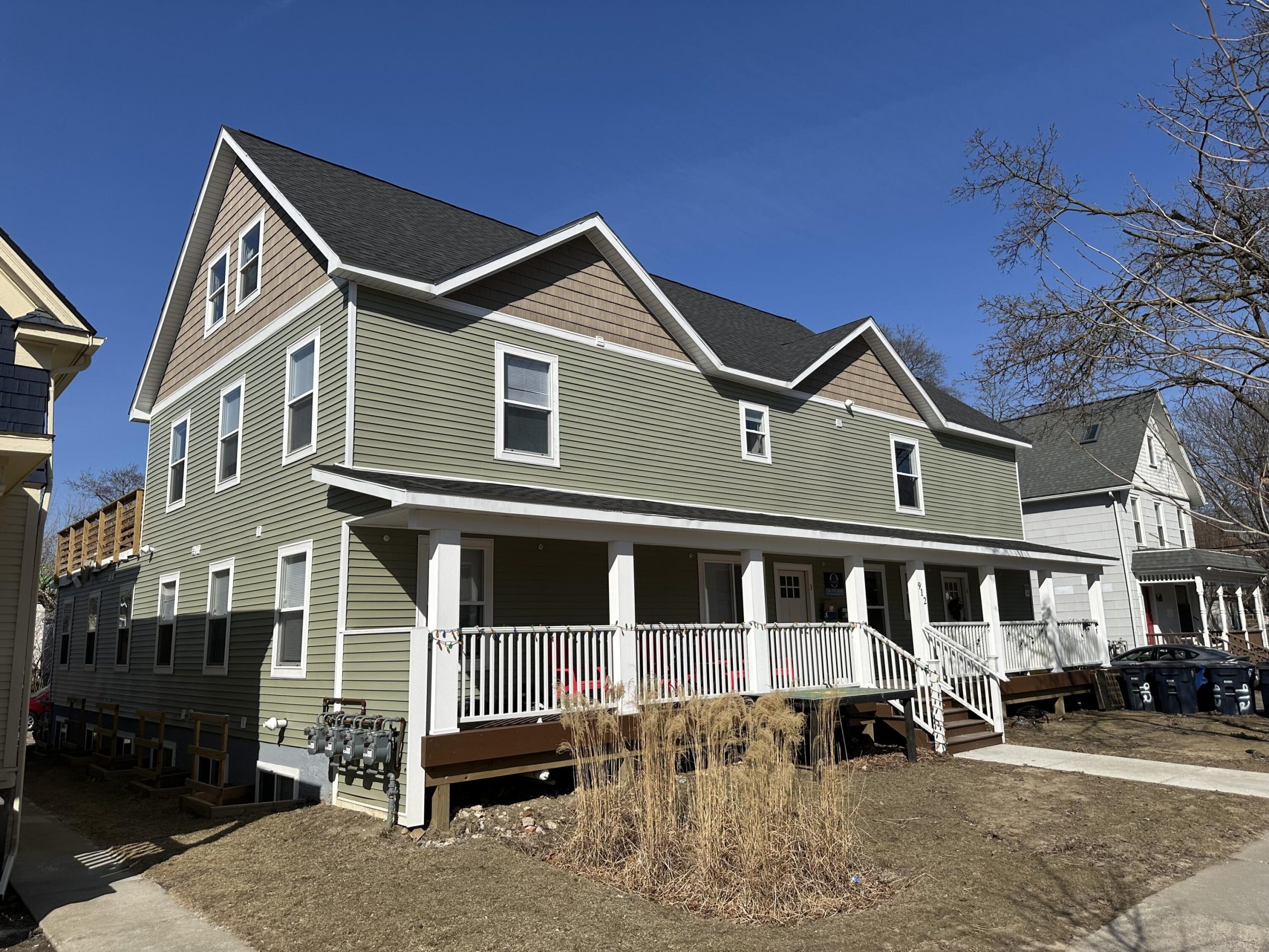 912 Mary Street