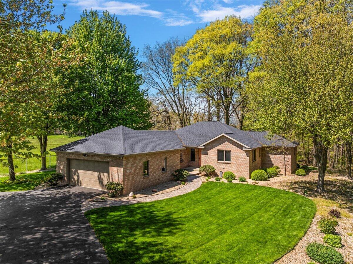 2400 Pine Hill Court