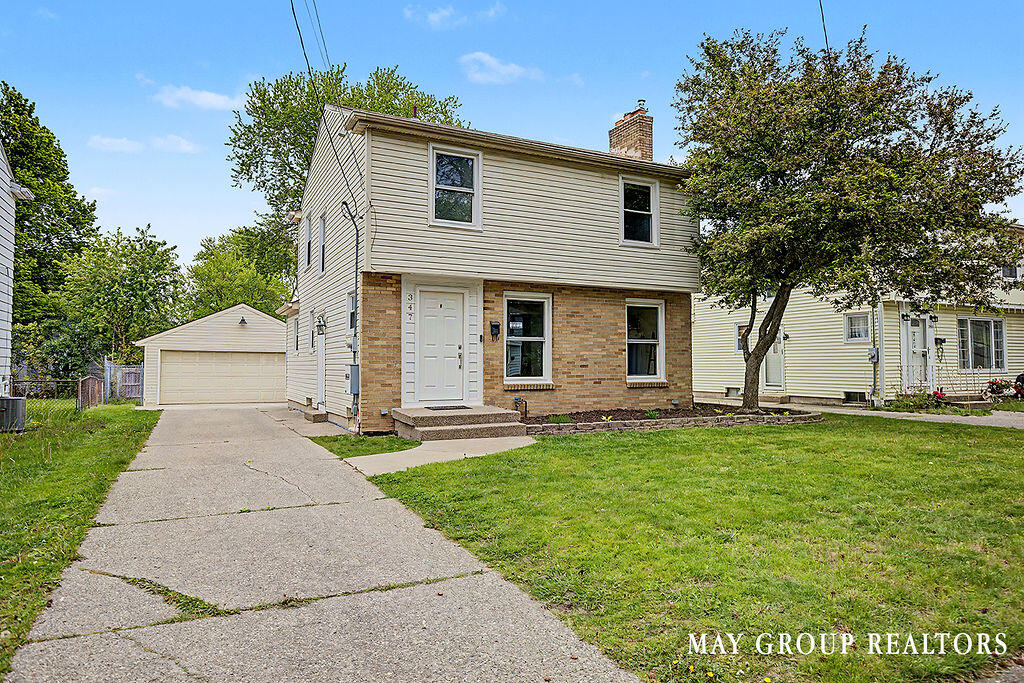 347 Spruce Street SE
