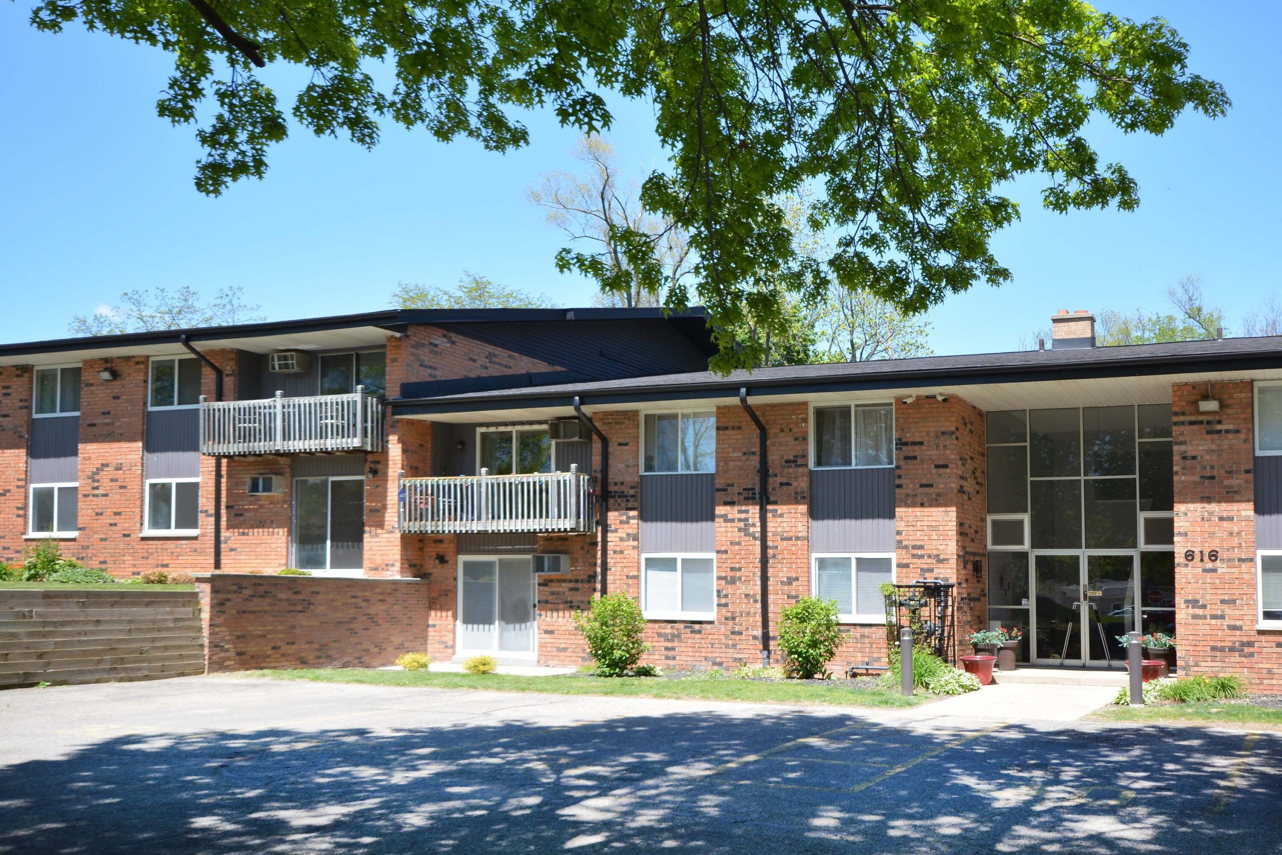 616 Lynn Avenue Unit: 23