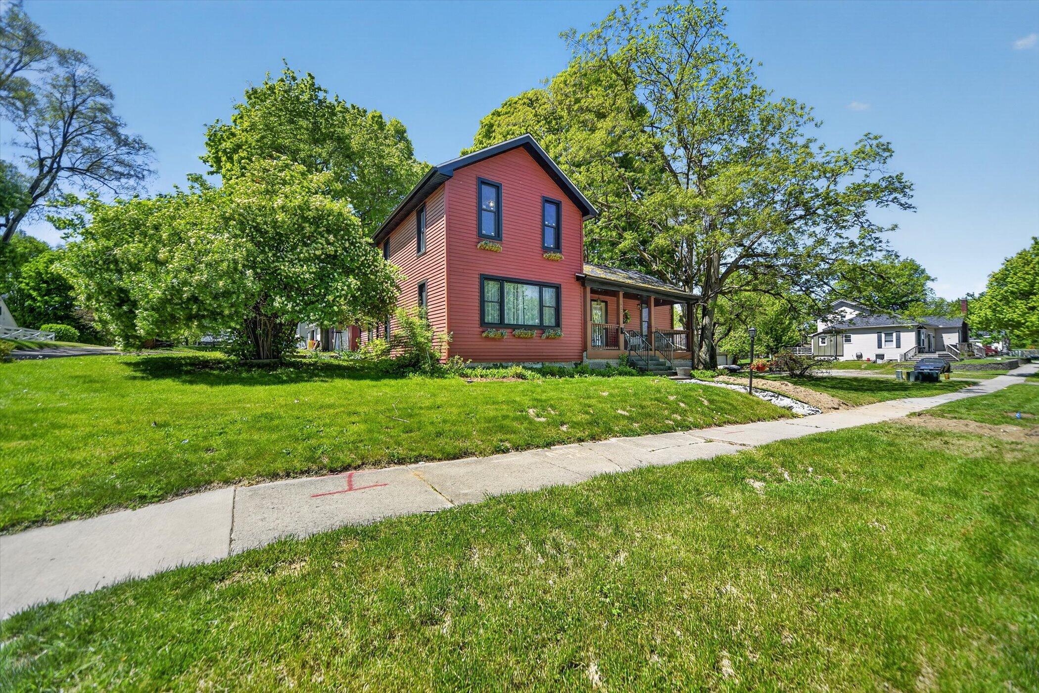 632 Hill Street