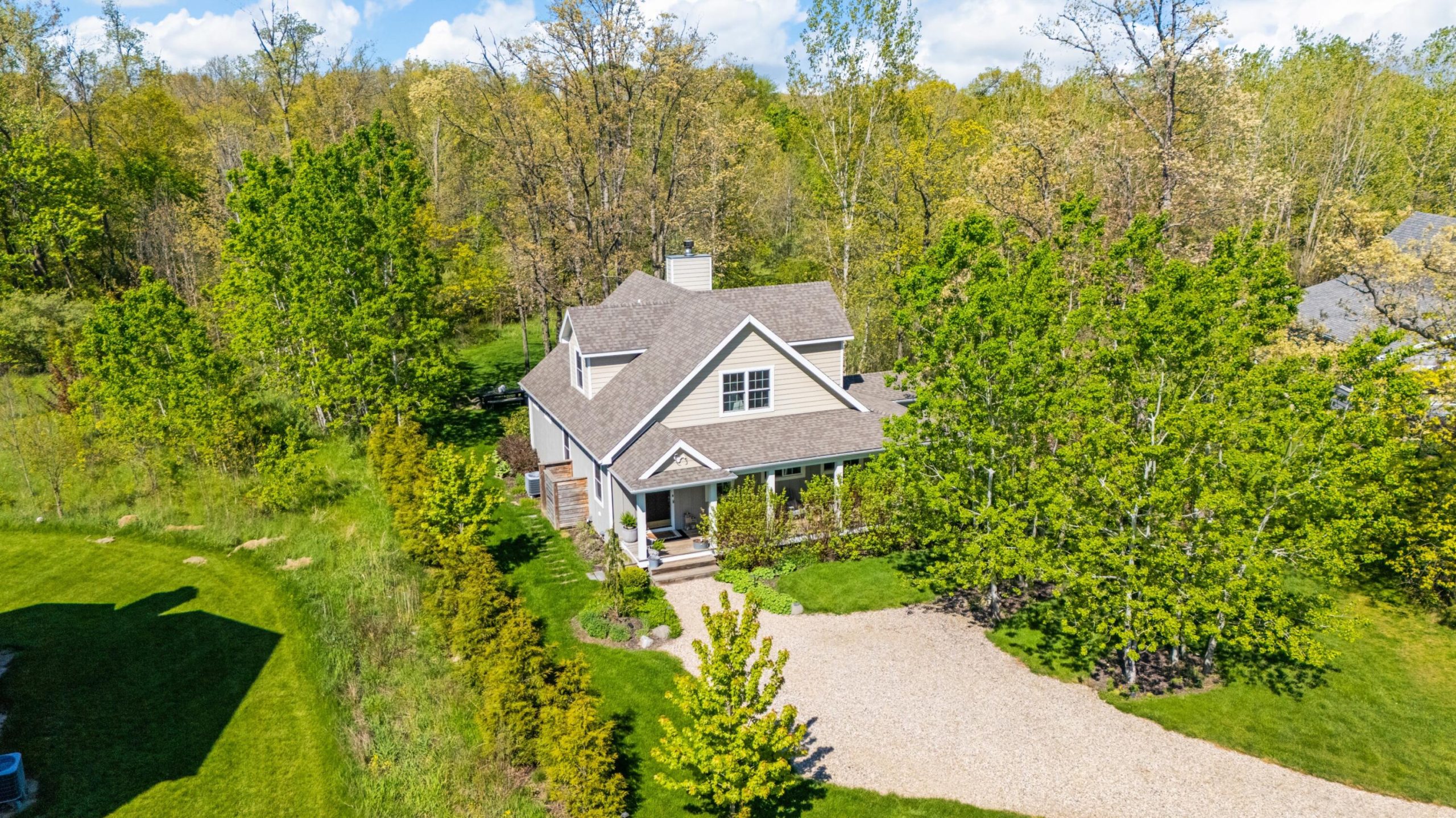 5553 Hidden Pond Lane