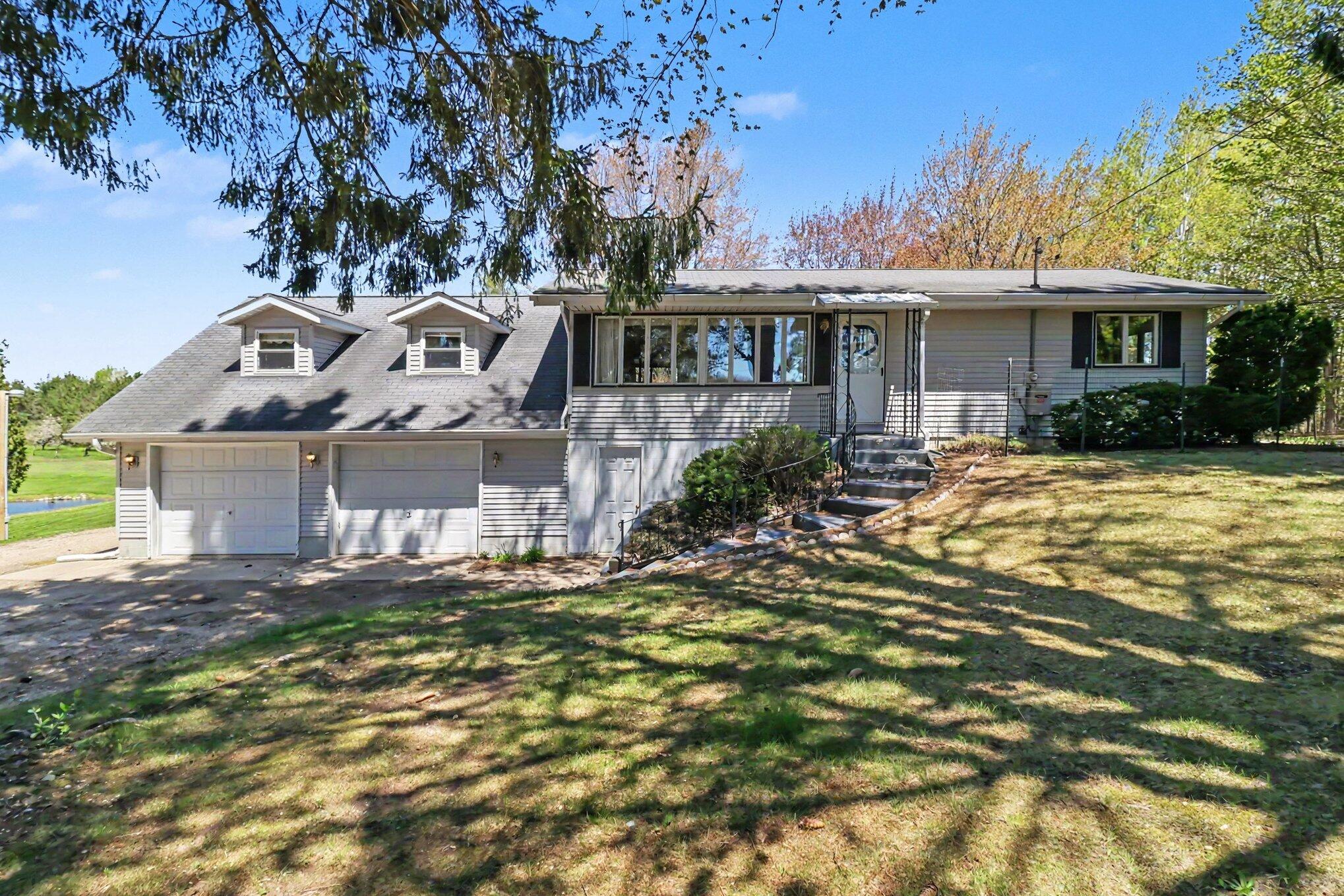 3844 E Fountain Road