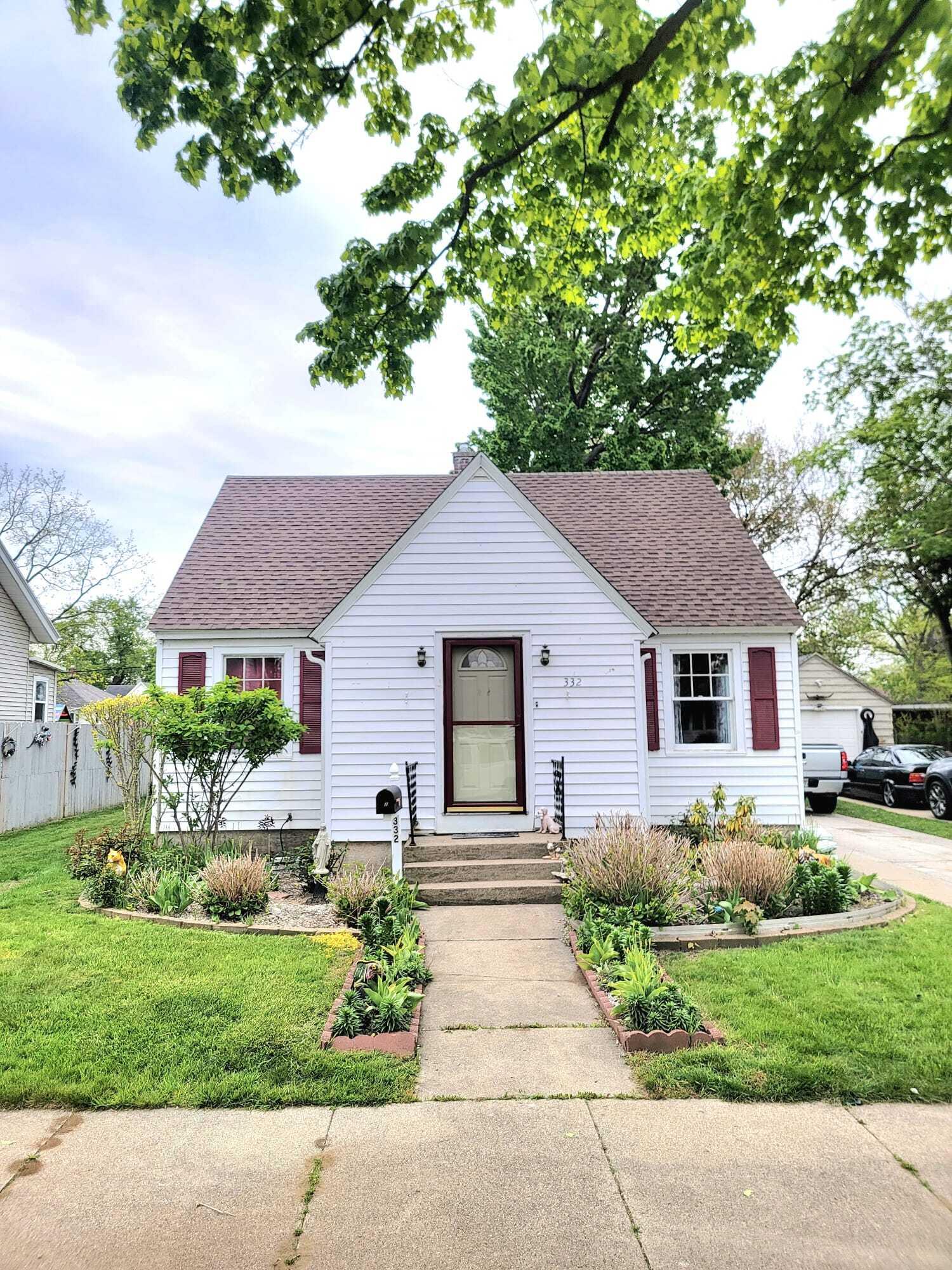 332 W 18th Street