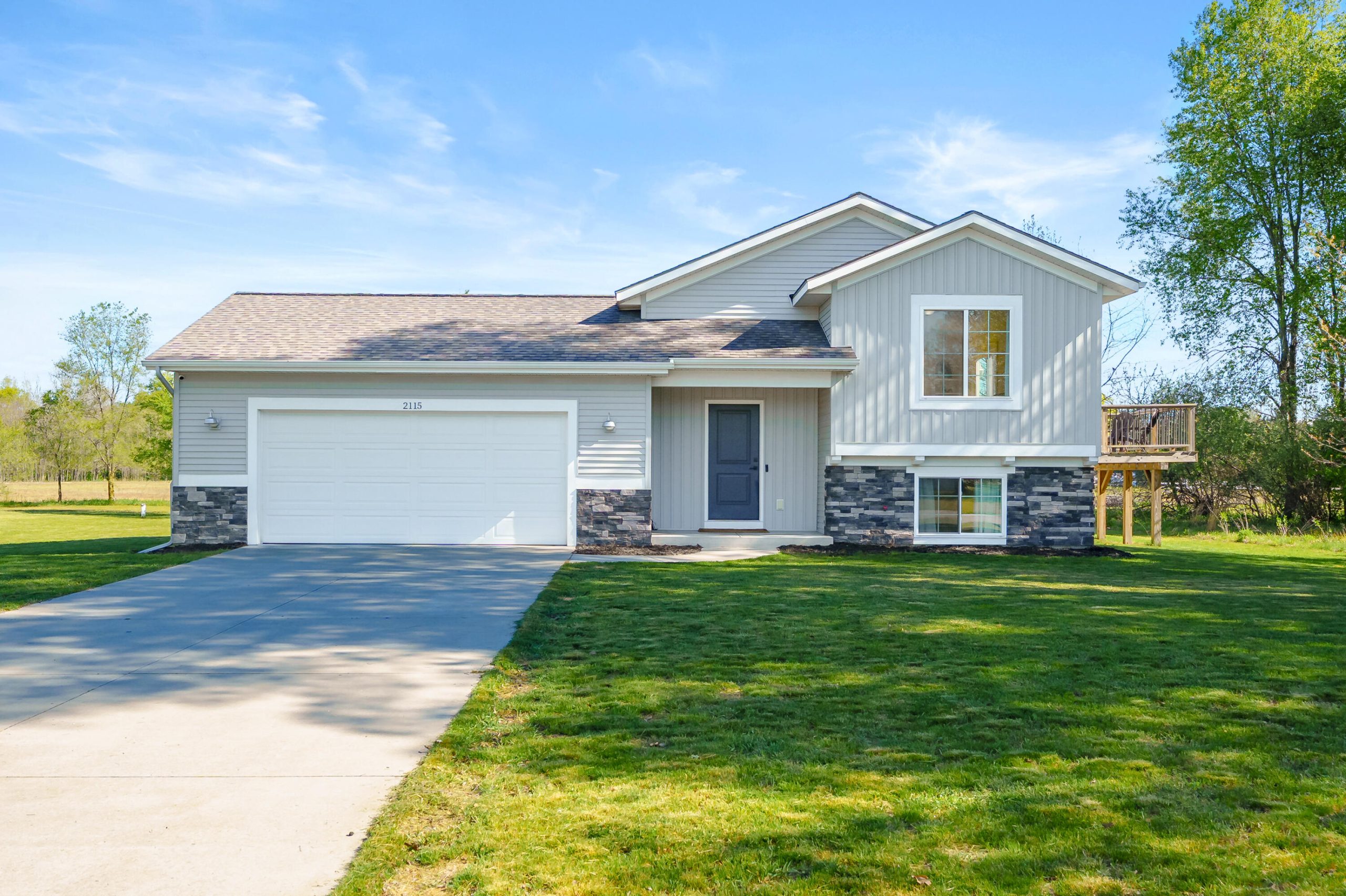 2115 Westfield Lane