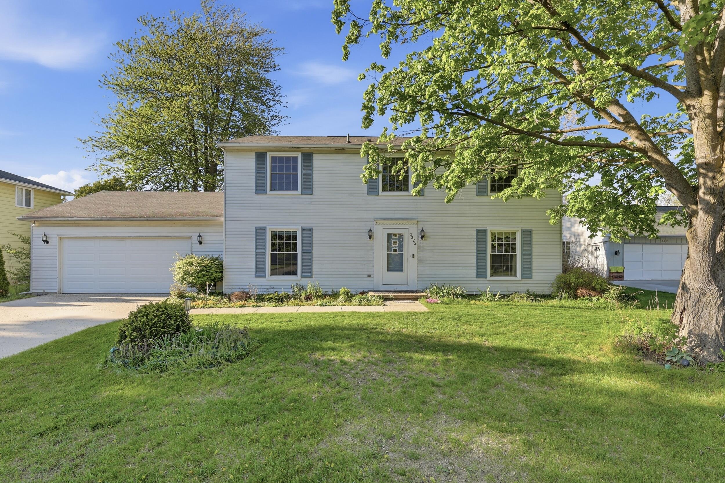 2222 Riverwood Drive