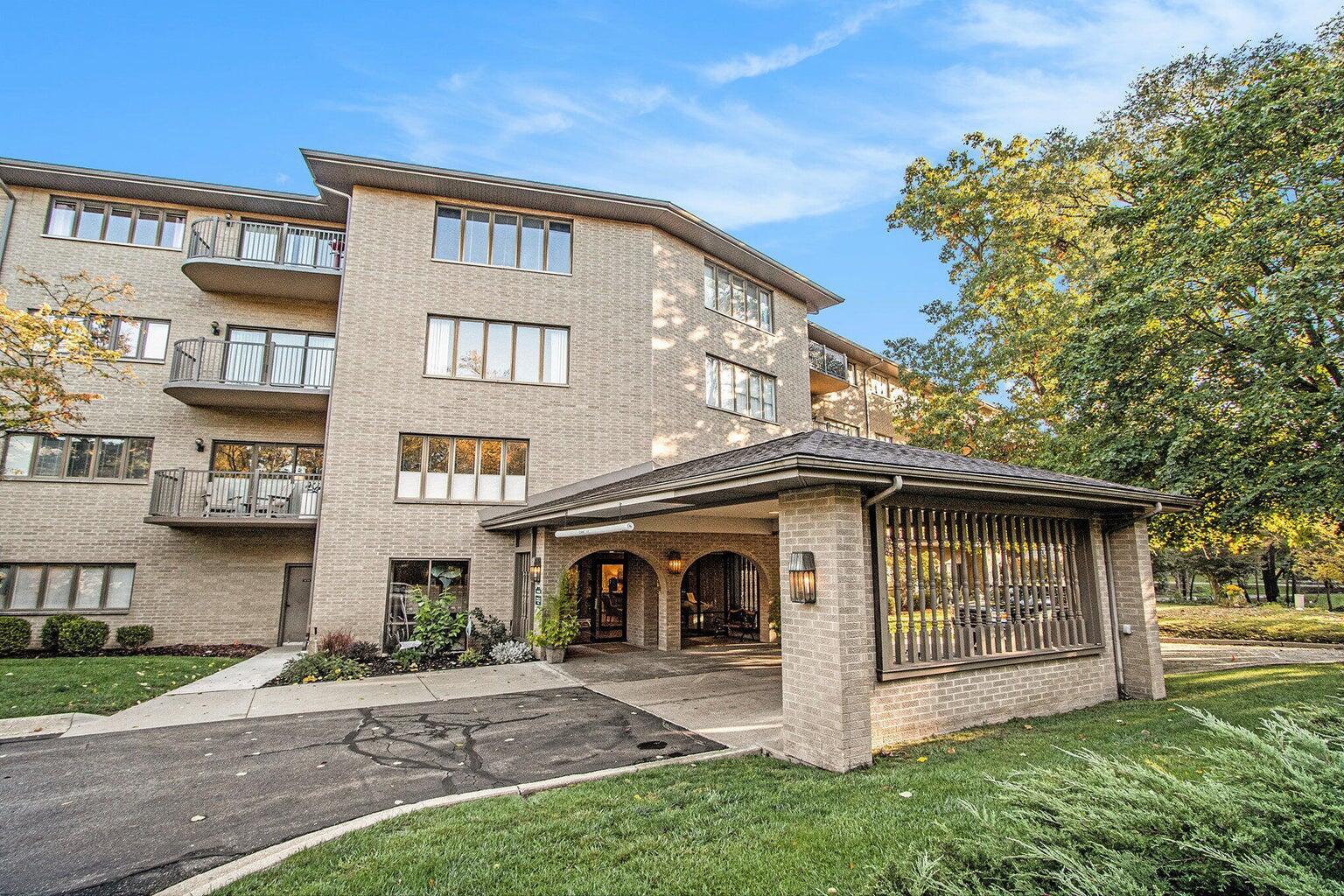 4040 Greenleaf Circle Unit: #410