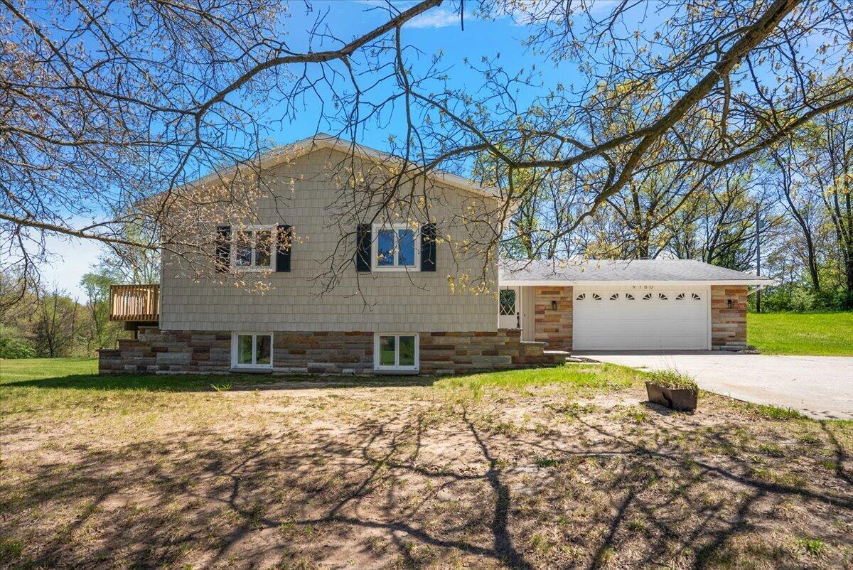 9780 Courtland Drive NE