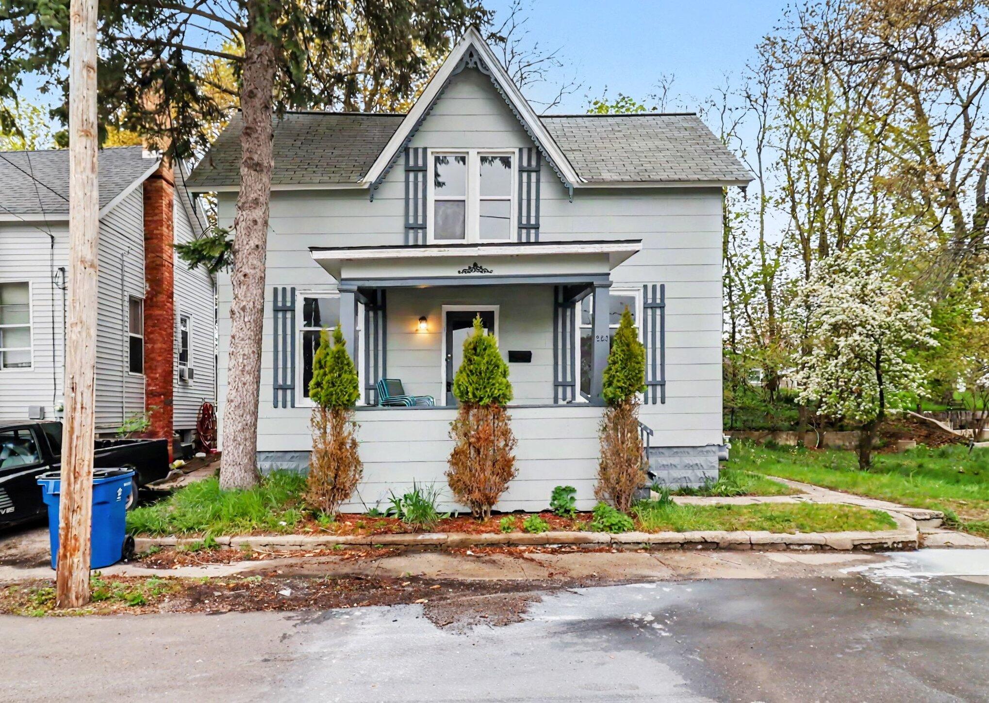 280 6th Avenue