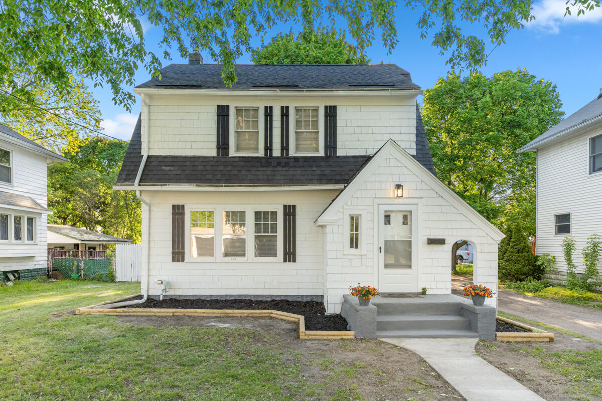 1816 Todd Avenue