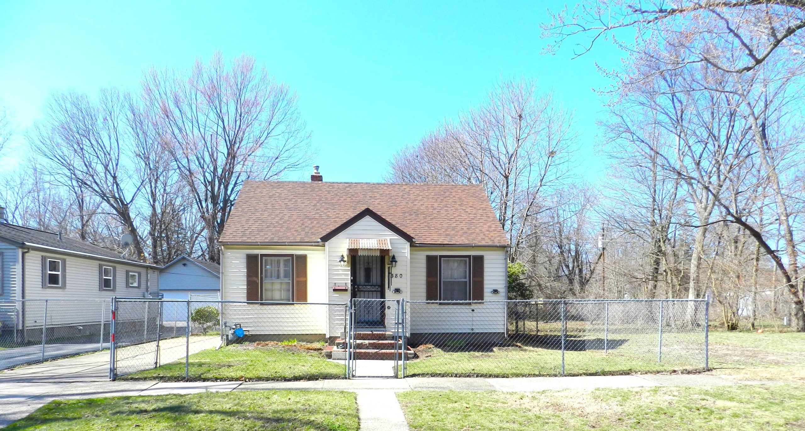 380 N McCord Street