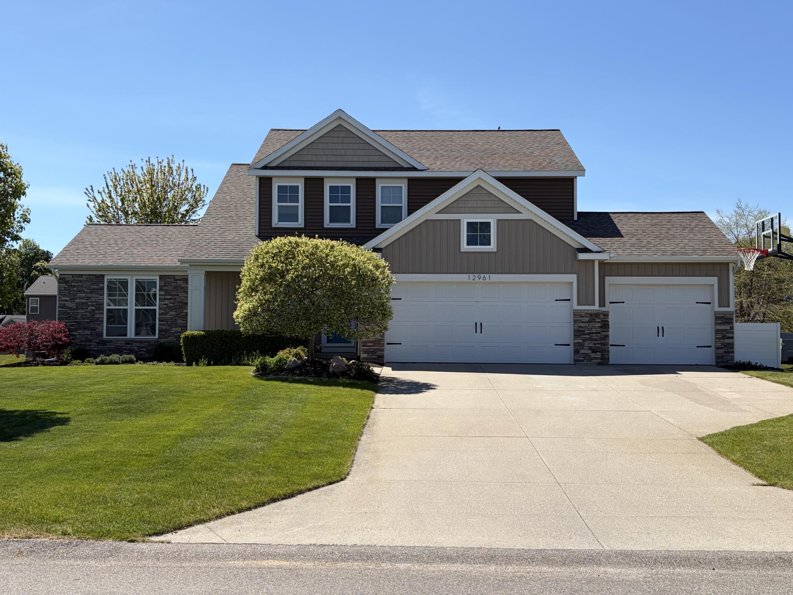 12961 Sweetbriar Drive