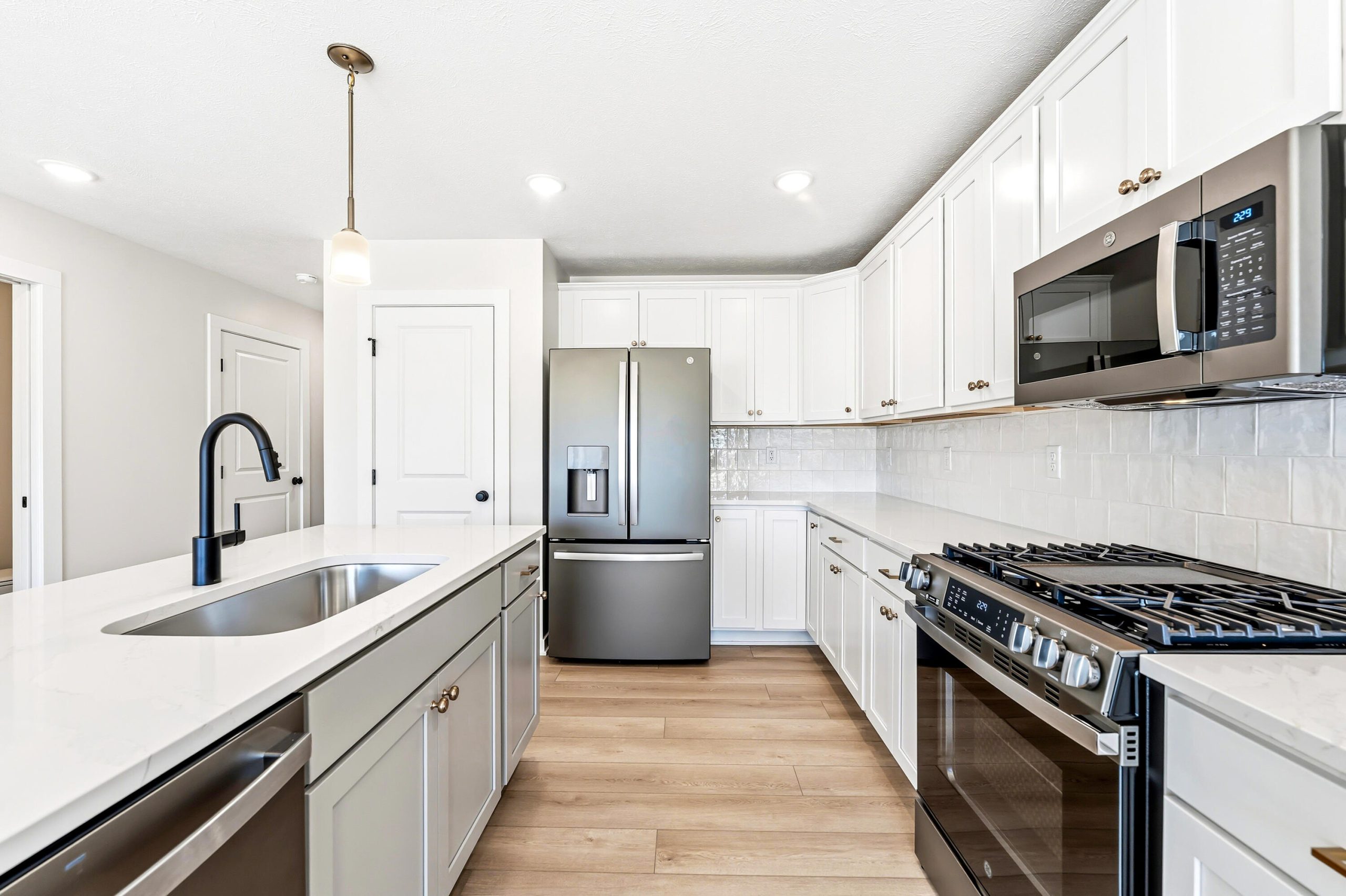 912 Indiana Avenue Unit: 13