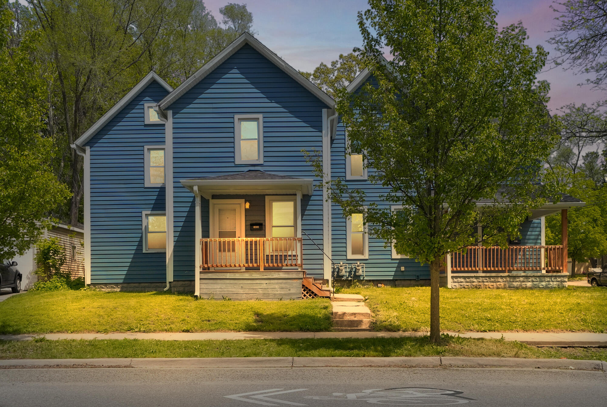 301 Spencer Street NE