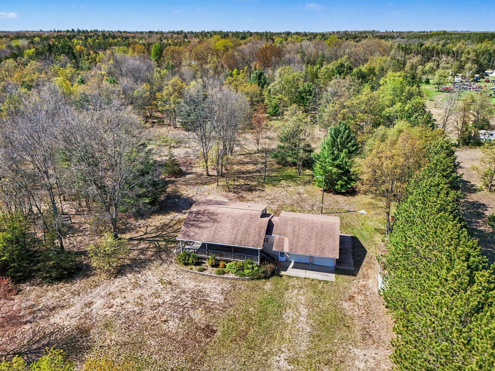 9819 N Tuttle Road