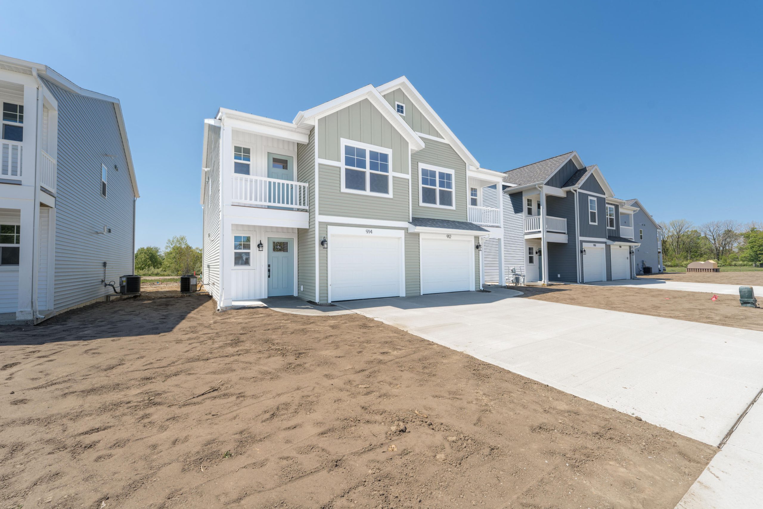 914 Indiana Avenue Unit: 14