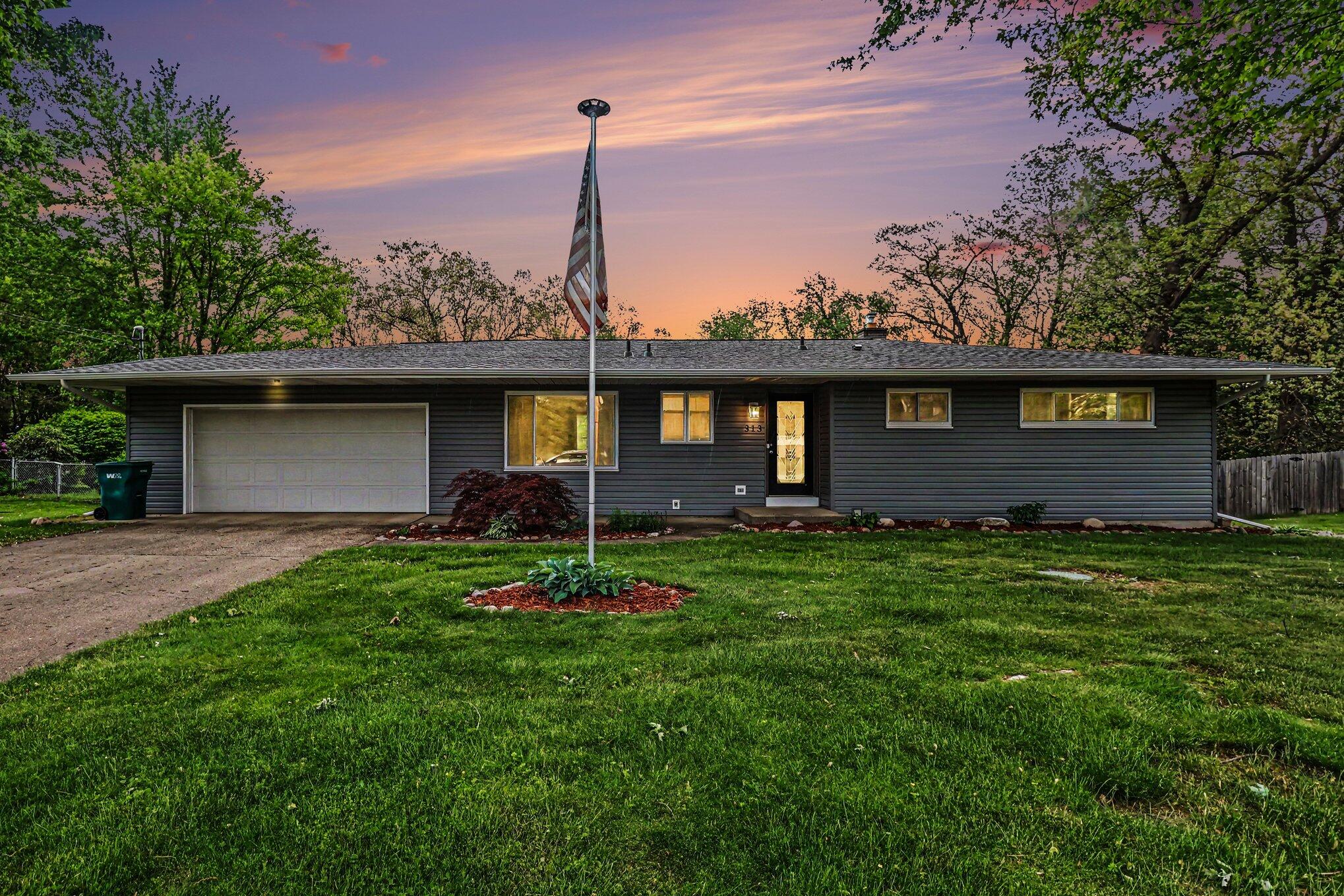 313 Thelma Drive