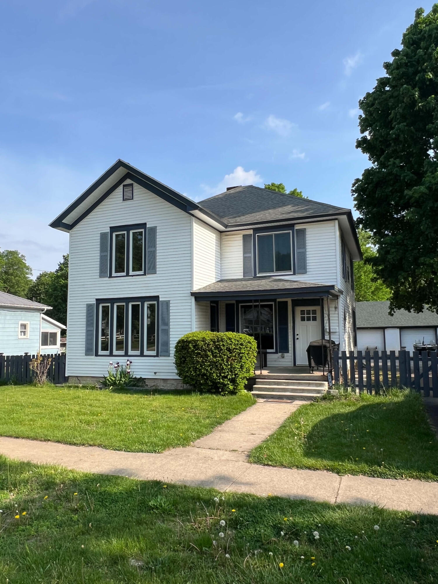 114 W Leigh Street
