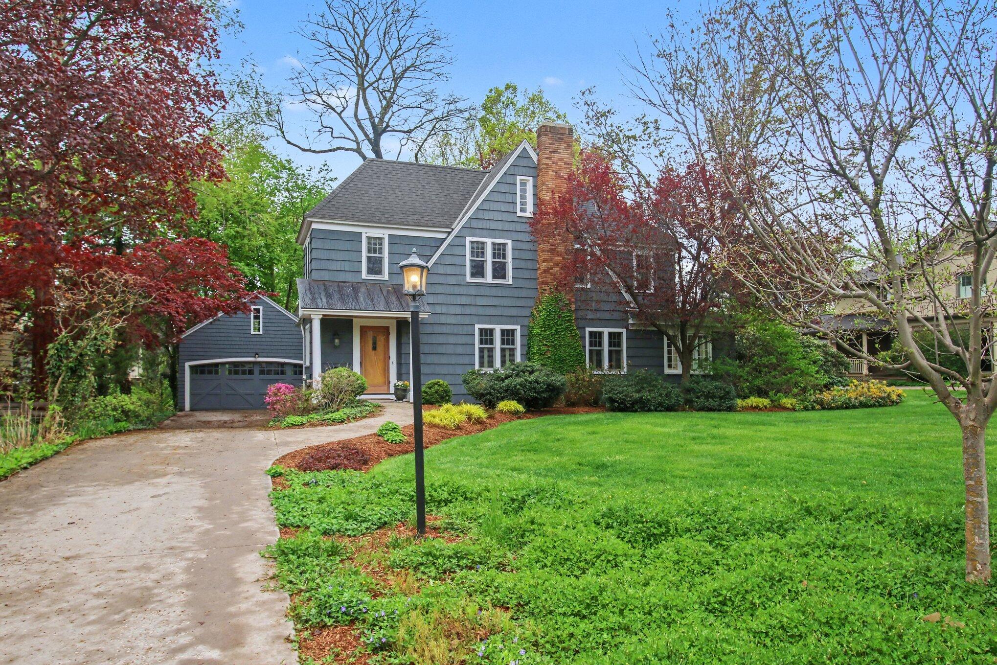 588 Central Avenue