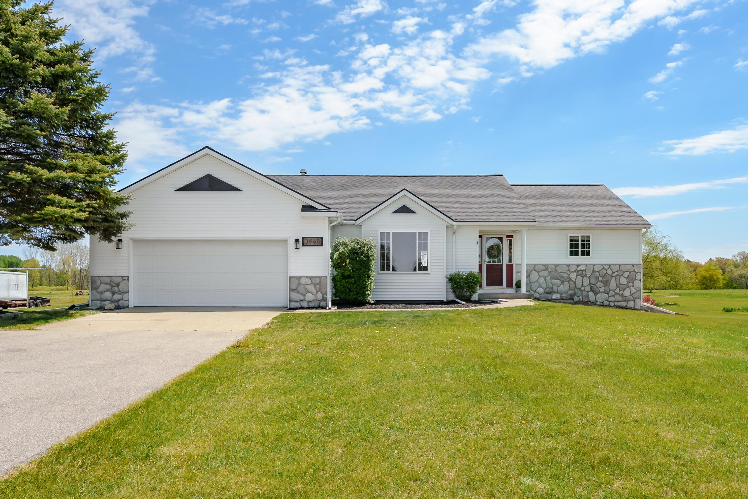 3565 4th Street