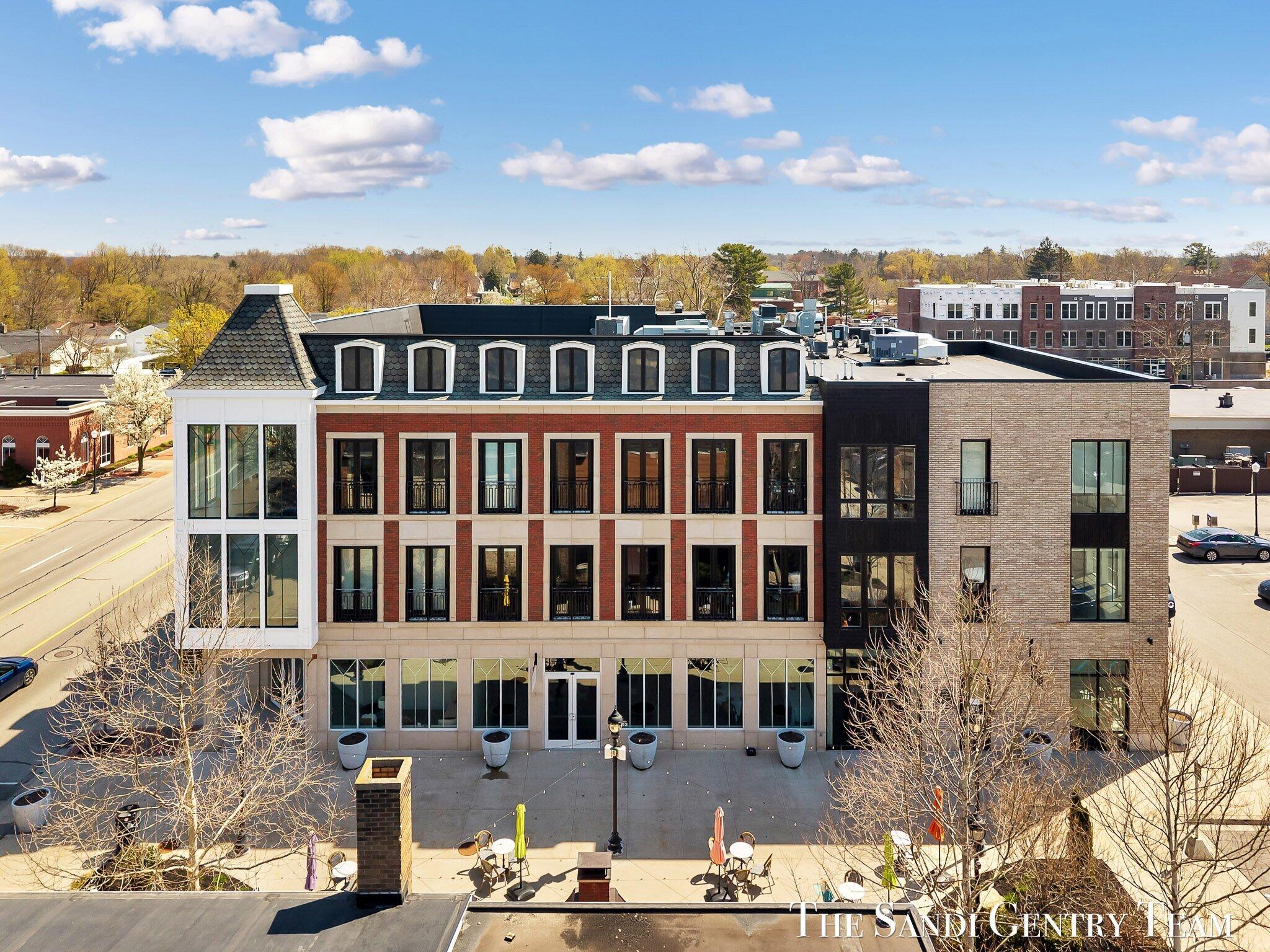 110 W Savidge Street Unit: 302