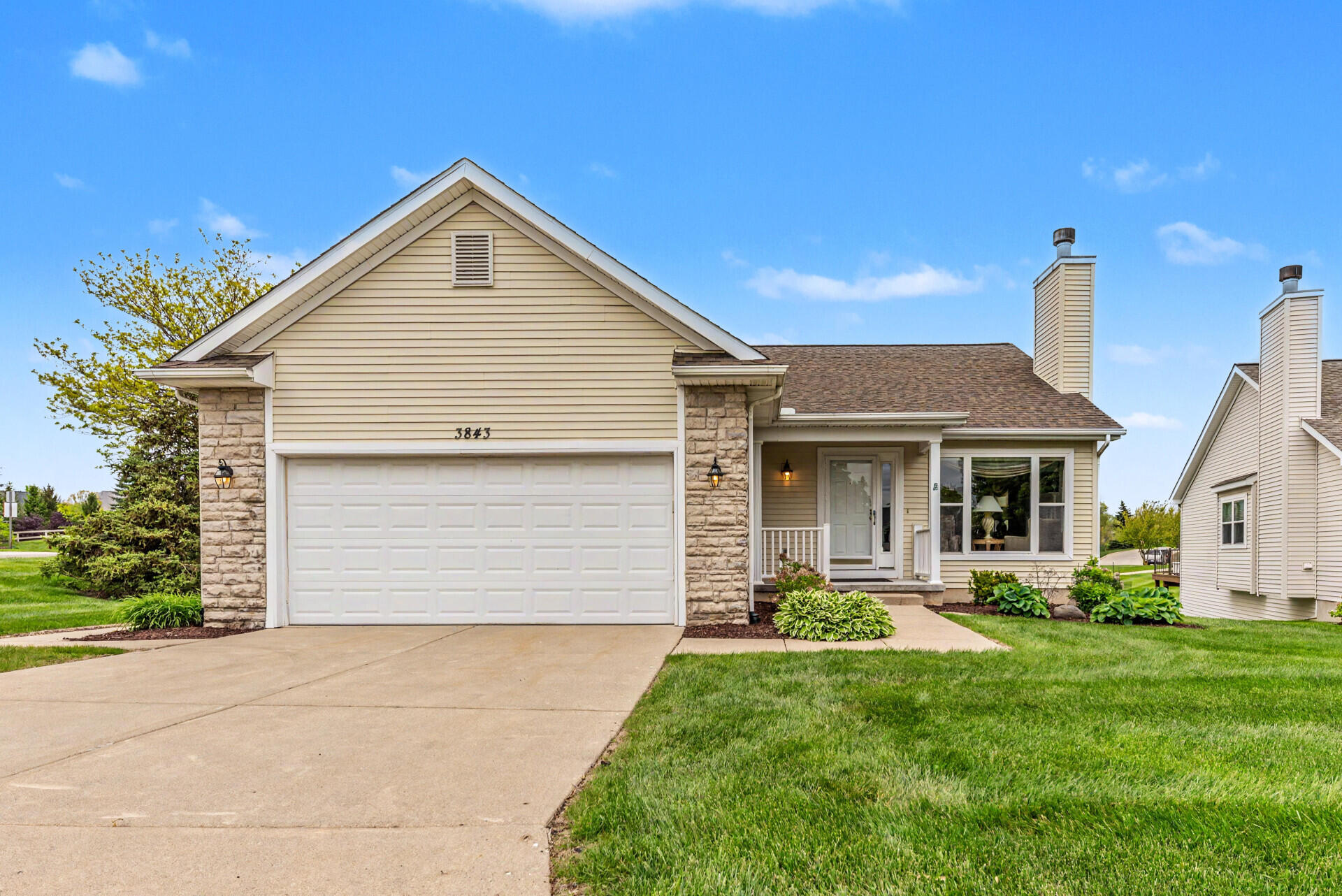 3843 Fox Glen Drive