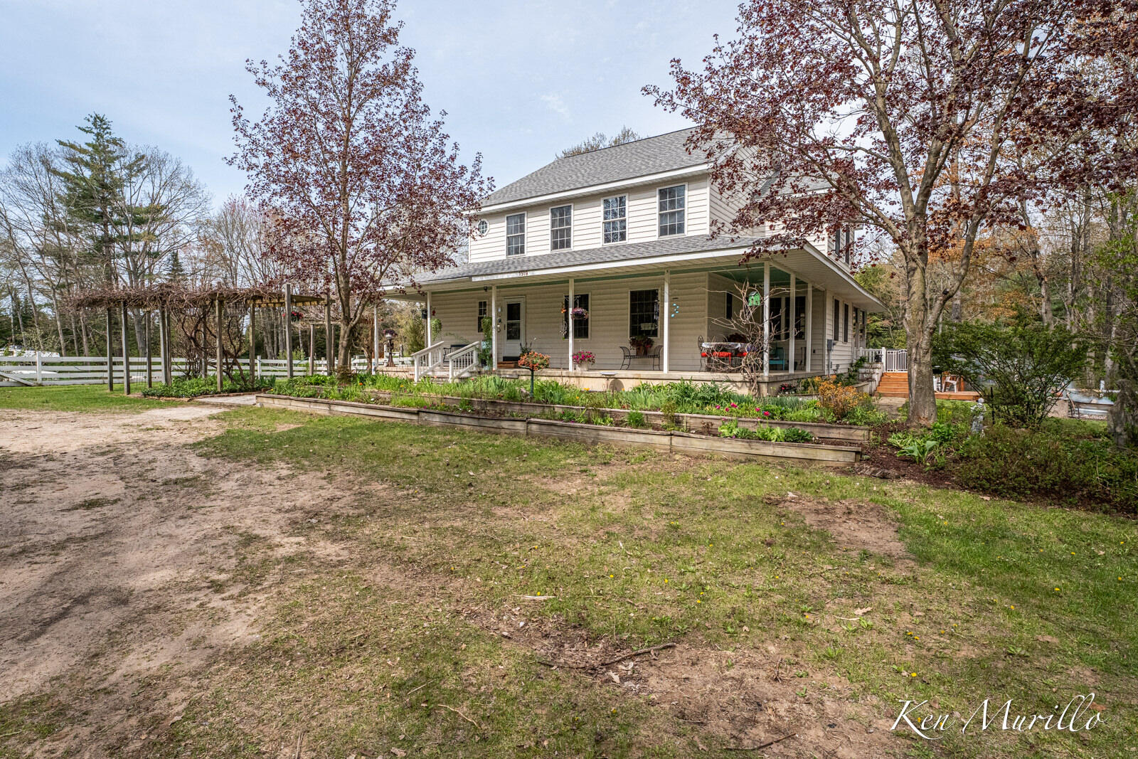 1519 N Roscommon Road