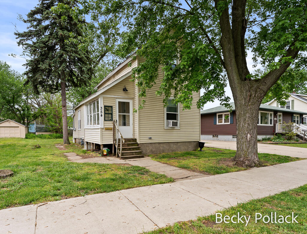 354 W 21st Street