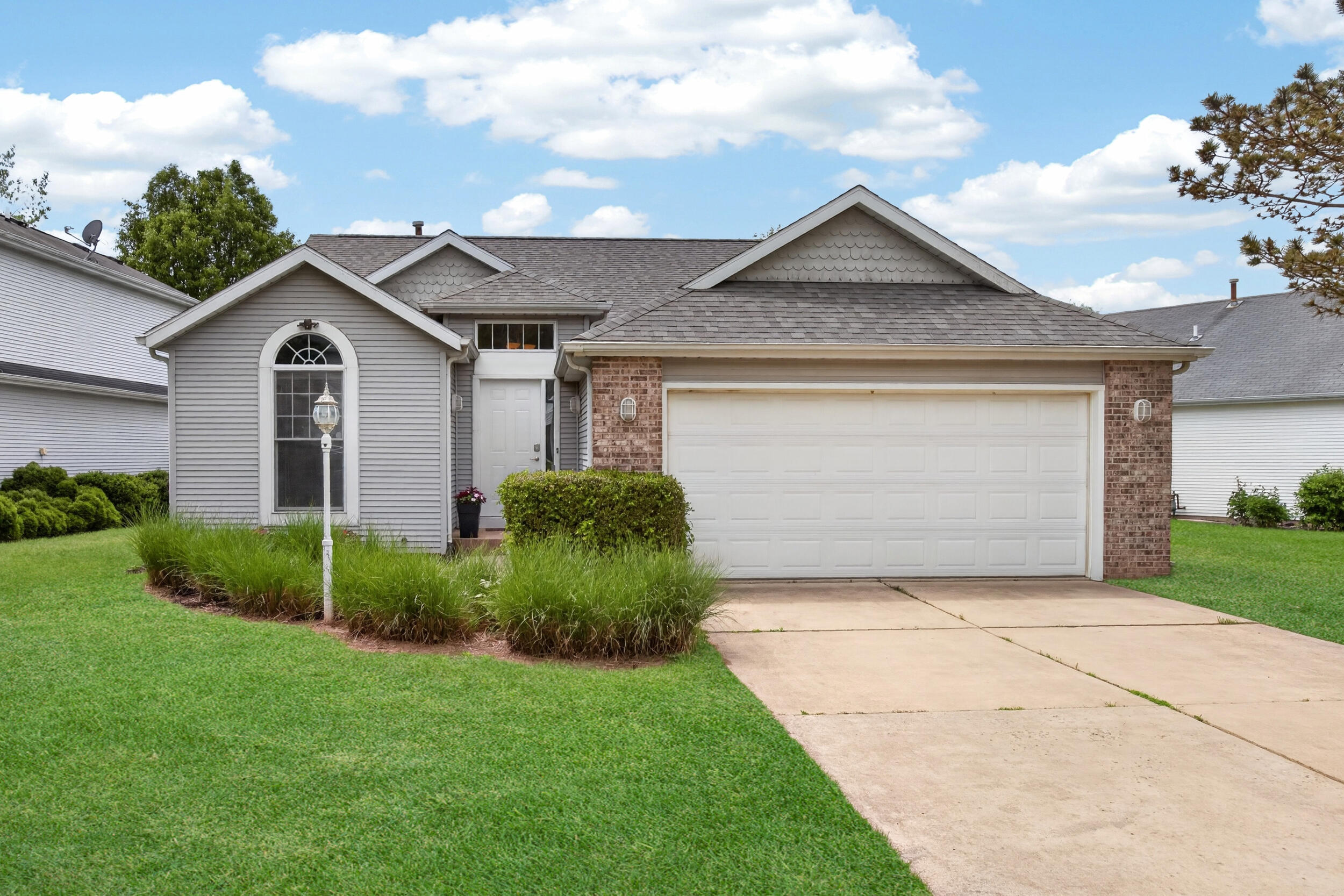604 N Cygnet Lake Drive